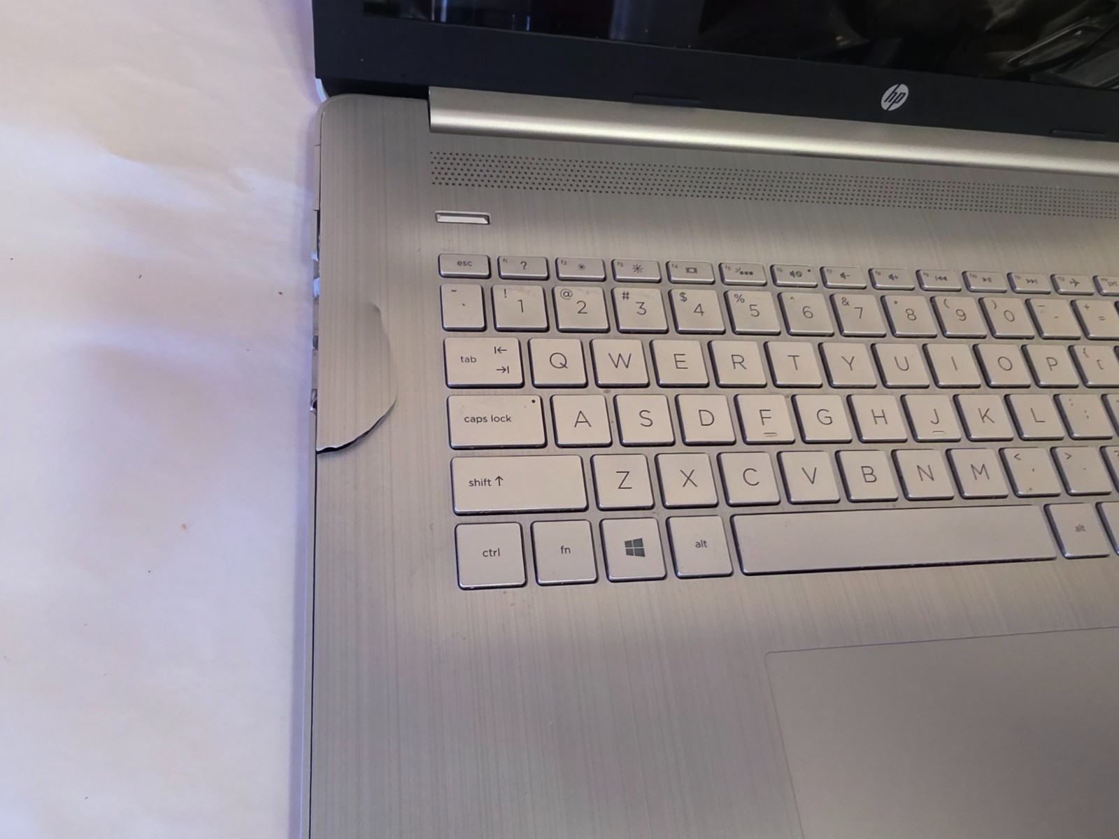 No Power HP 17 17″ Laptop Intel i5 11th or 12th Gen! – No Ram, No HDD, Look