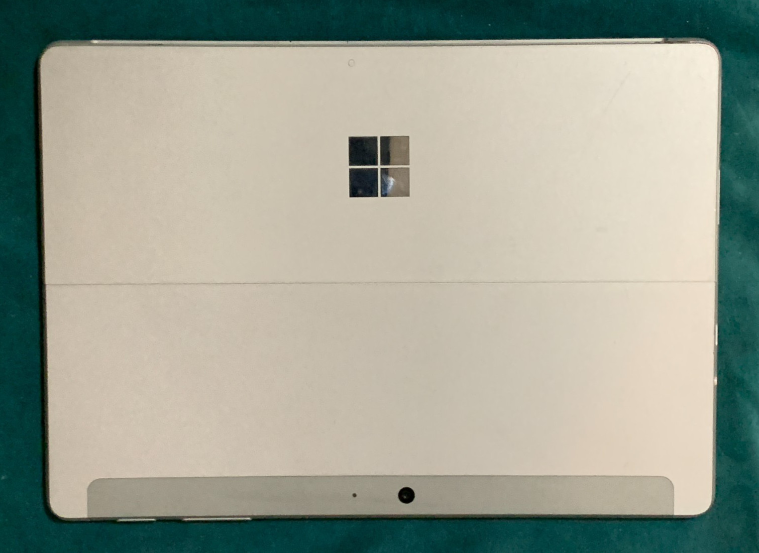 Microsoft Surface Go 2 (10.5″, Intel 4425Y @ 1.70, 4GB, 64GB,