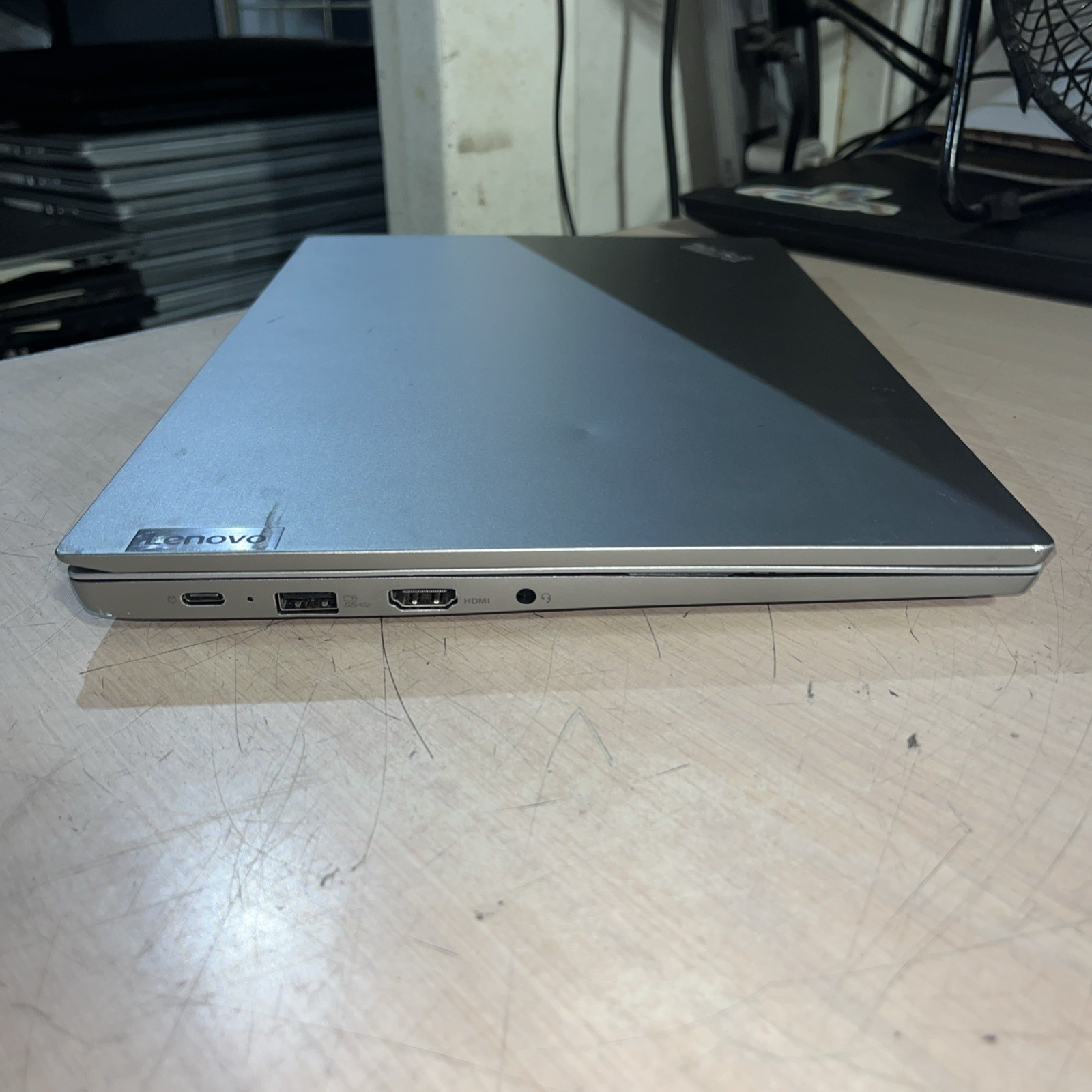 LENOVO THINKPAD E14 GEN 4 INTEL AMD RYZEN 5500 SERIES 8GB RAM NO HD