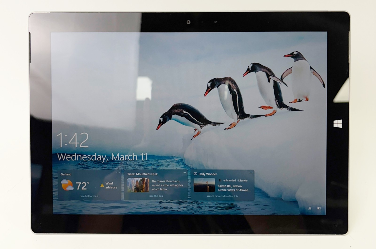 Microsoft Surface 3 1645 64GB 2GB RAM X7-Z8700 10.8″ Wi-Fi LTE