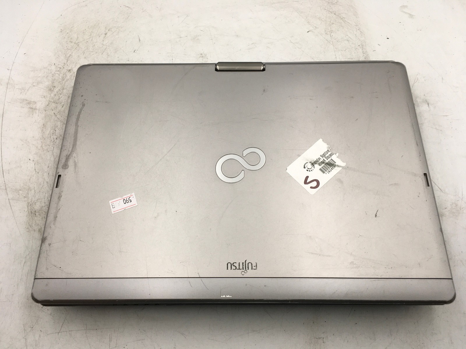 FUJITSU LIFE T734 – BOOTS TO BIOS – INTEL I5 4300U – 8GB RAM – NO OS – READ – BB