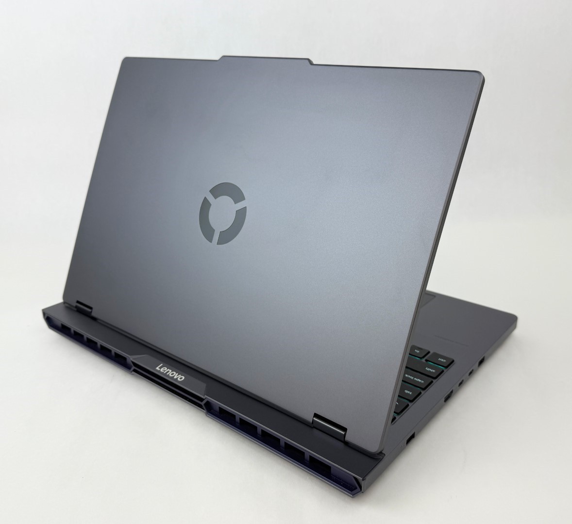 Lenovo Legion 5 16IAX10 16″ Ultra 9 275HX 32GB 1TB SSD RTX 5060 W11H – Dents
