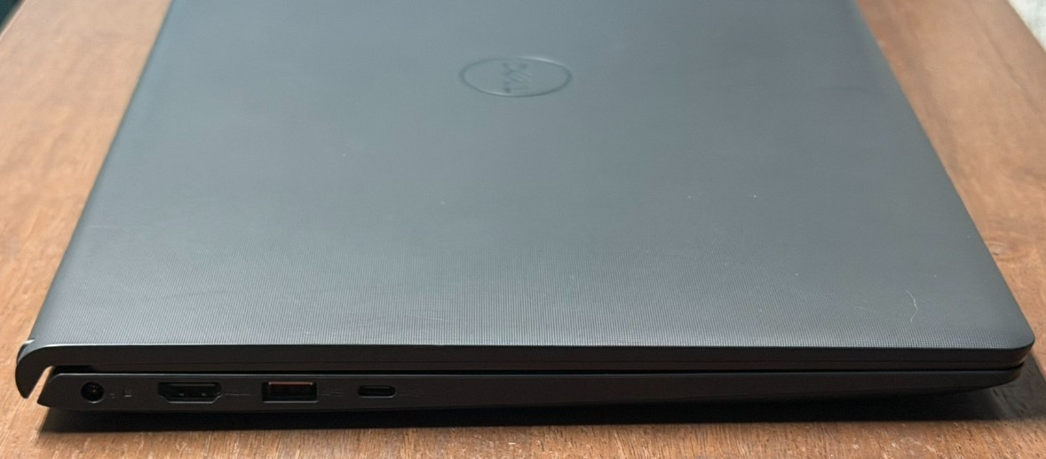 Dell Vostro 15 3530 Laptop i5-1334U 32GB RAM 1TB NVMe Windows 11 Pro w/Charger