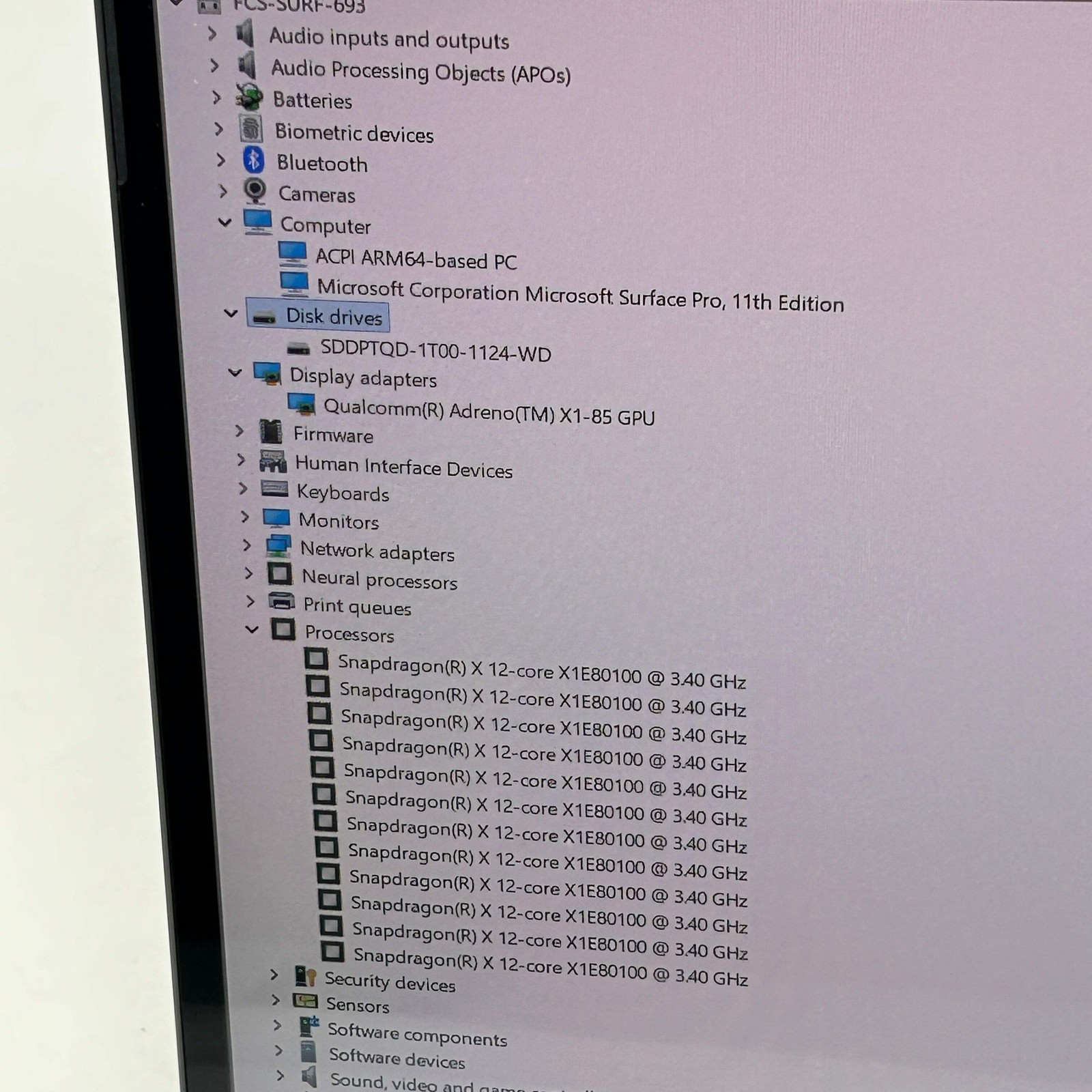 Microsoft Surface Pro 11 2076 13″ Snapdragon X Elite 3.4GHz 16GB RAM 1TB SSD