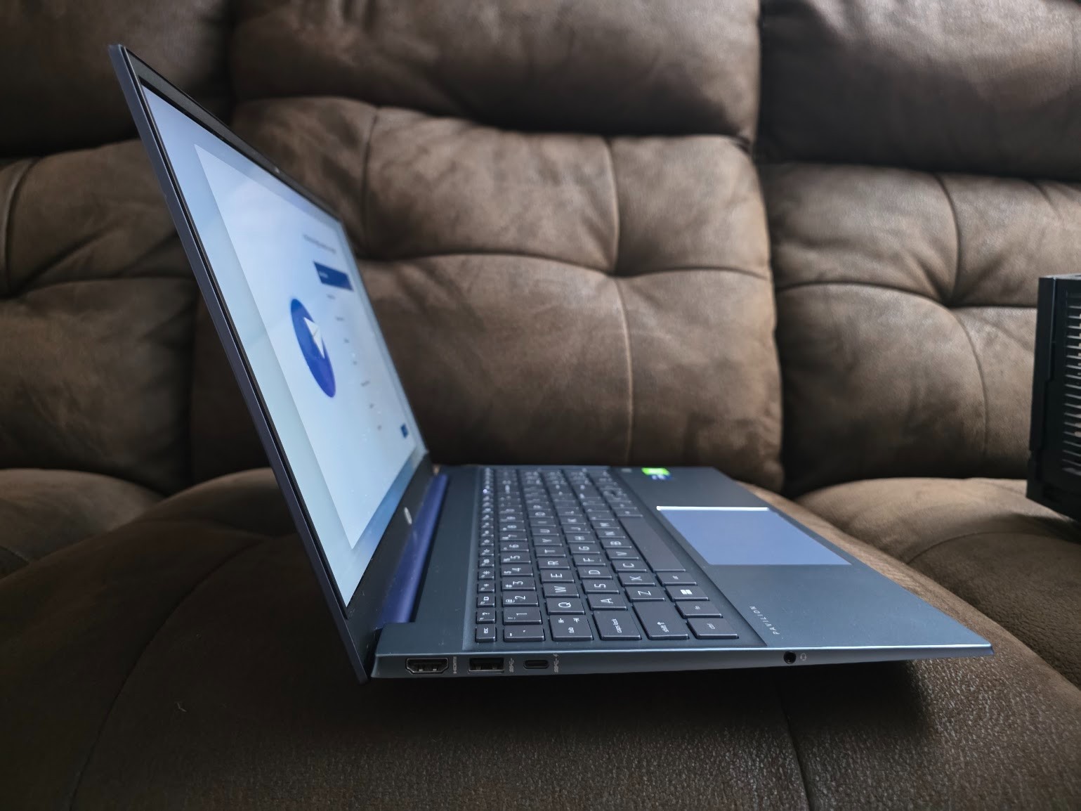 HP Pavilion 15 laptop features an Intel Core i7 12th Gen processor, a 15.6-inch