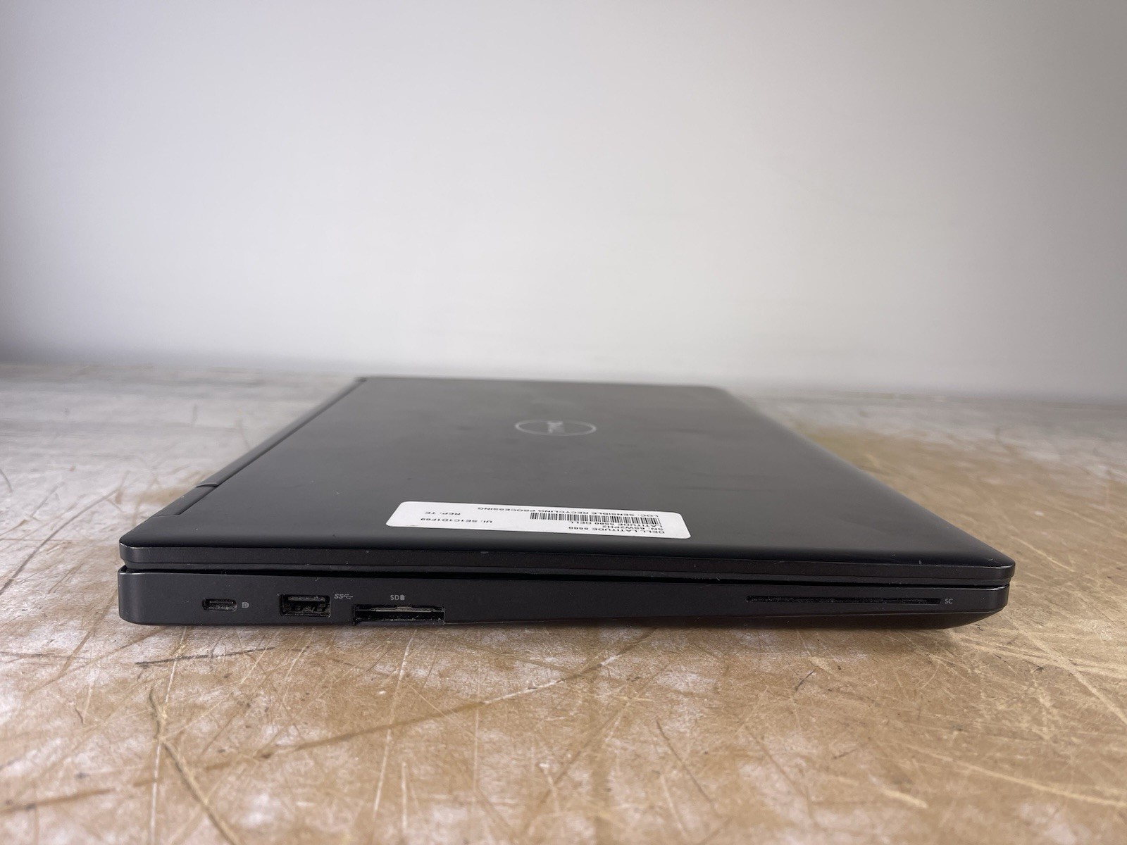 DELL LATITUDE 5580 I5-6440HQ @ 2.60GHz, 8GB RAM, NO HDD/OS