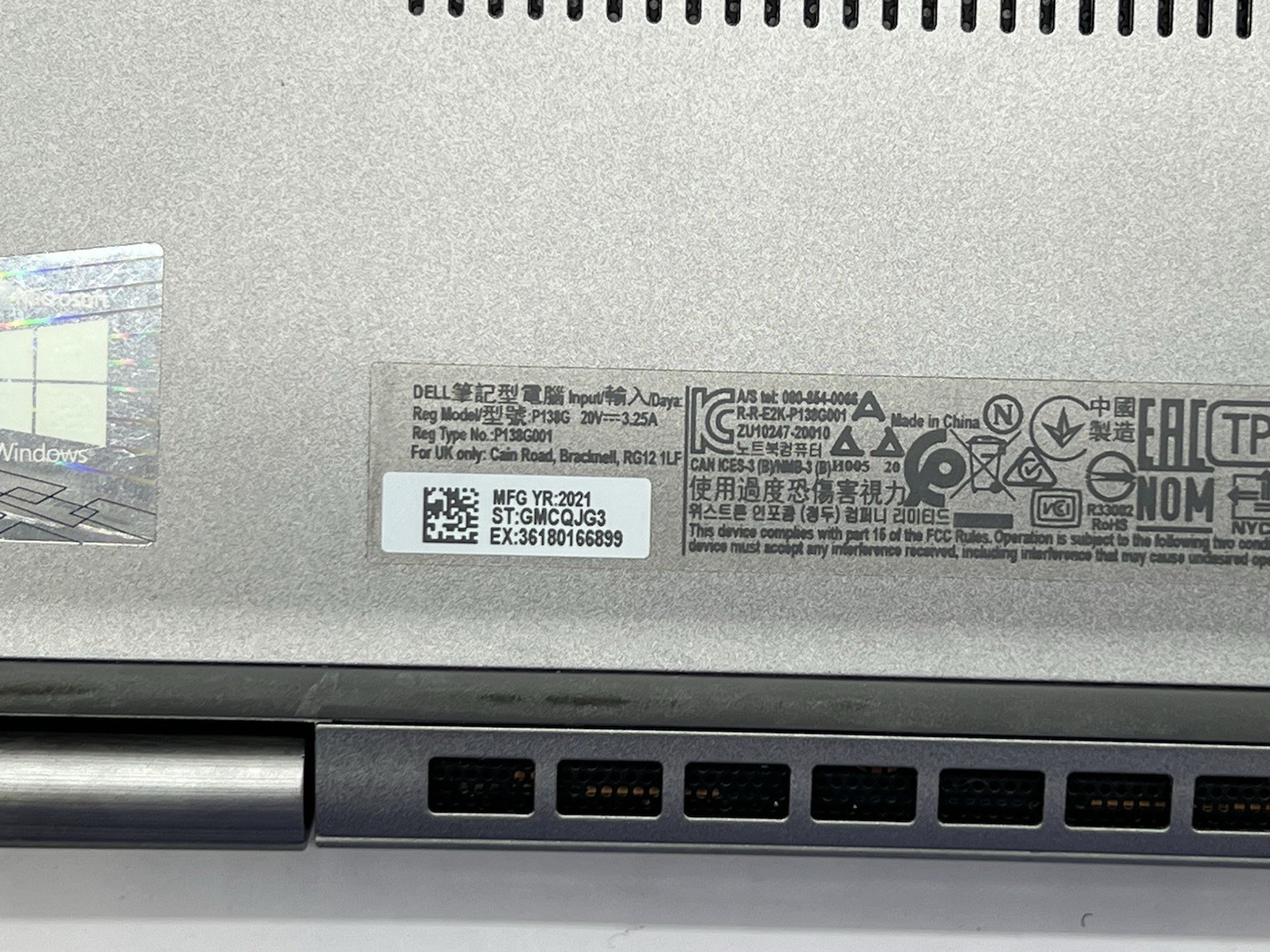 Dell Latitude 5320, i5-1135G7, @ 2.40GHz, 8GB RAM, 256GB NVMe-No OS/Adapter