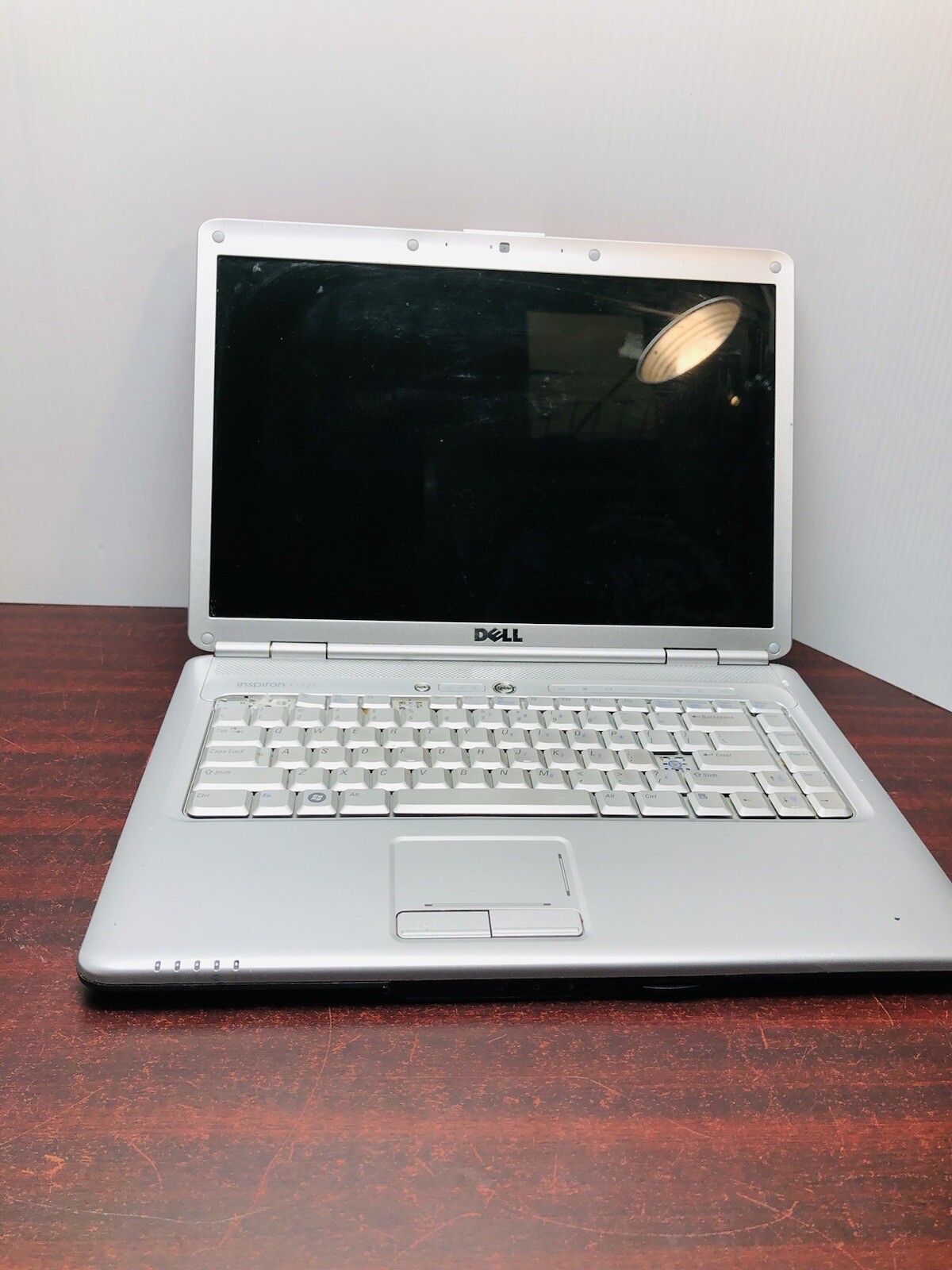 Dell Inspiron 1525 15.4″ Laptop , FOR PARTS ! Memory Sticks Hard drive