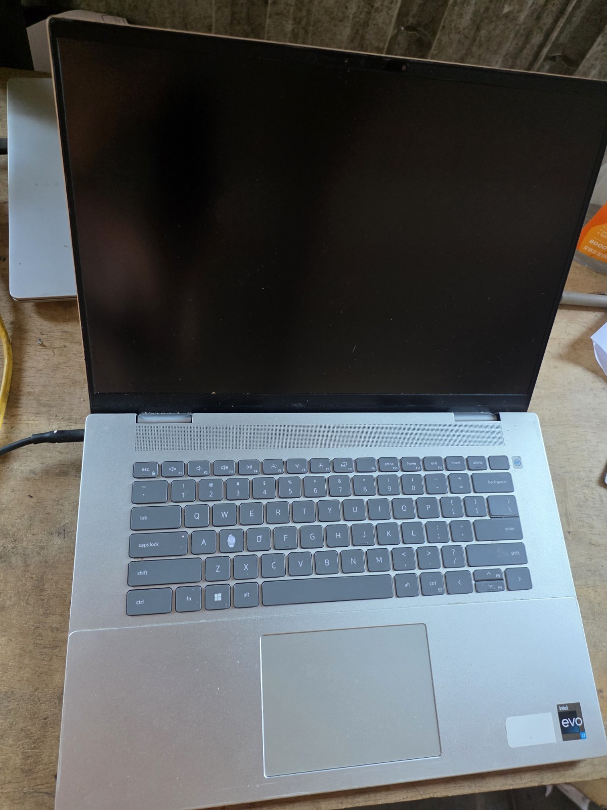 Dell Inspiron 16 Plus 7630 16″ Intel Core i7-13700H, 3,70GHz, 32GB Post