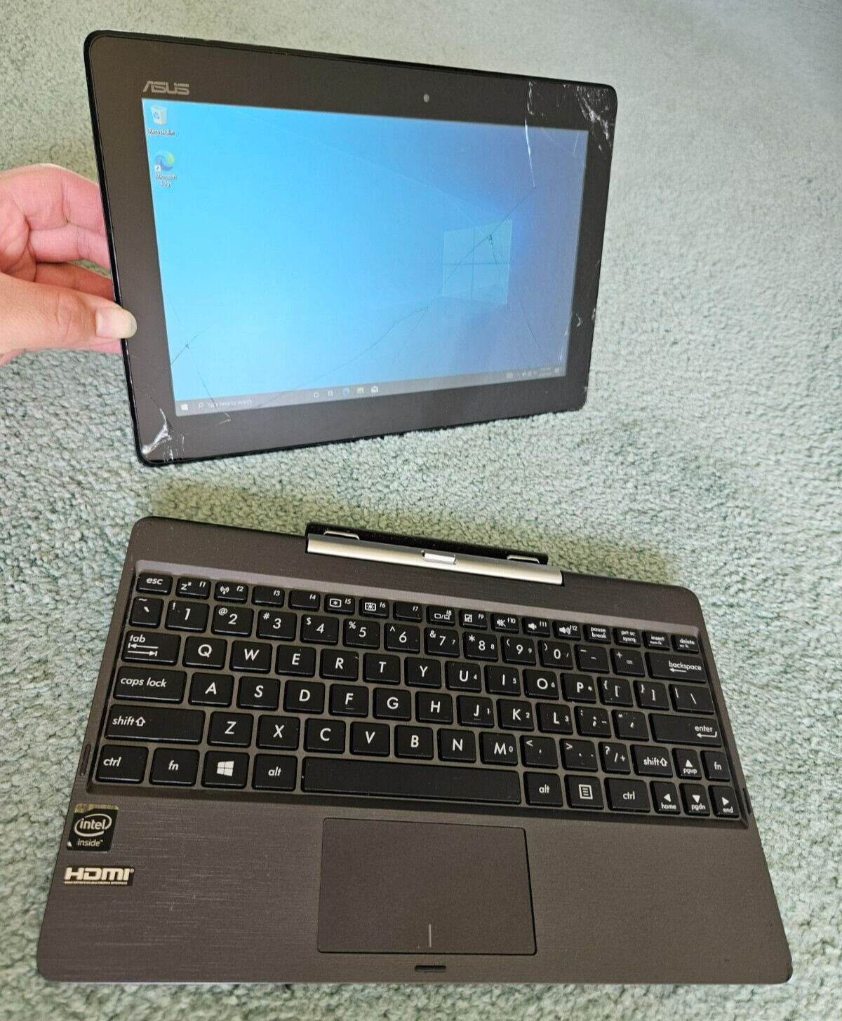 Asus Transformer Tablet & Keyboard! | Windows 10 | 32GB | No Touch | Strong Bat!