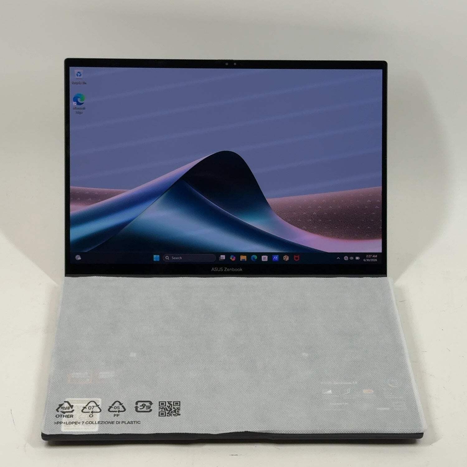 Asus Zenbook 14 UM3406K 14″ Ryzen AI 7 350 2.0GHz 32GB RAM 1TB SSD