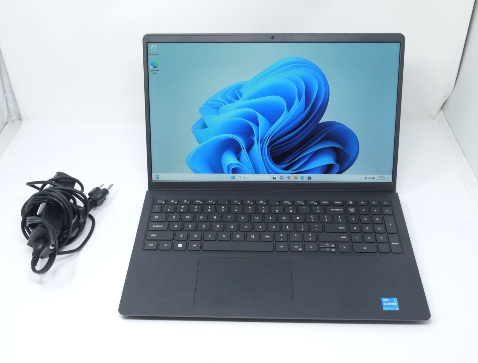 Dell Inspiron 15 3520 15.6″ Laptop – Core i3-1215U / 8GB / 256GB SSD / Win11