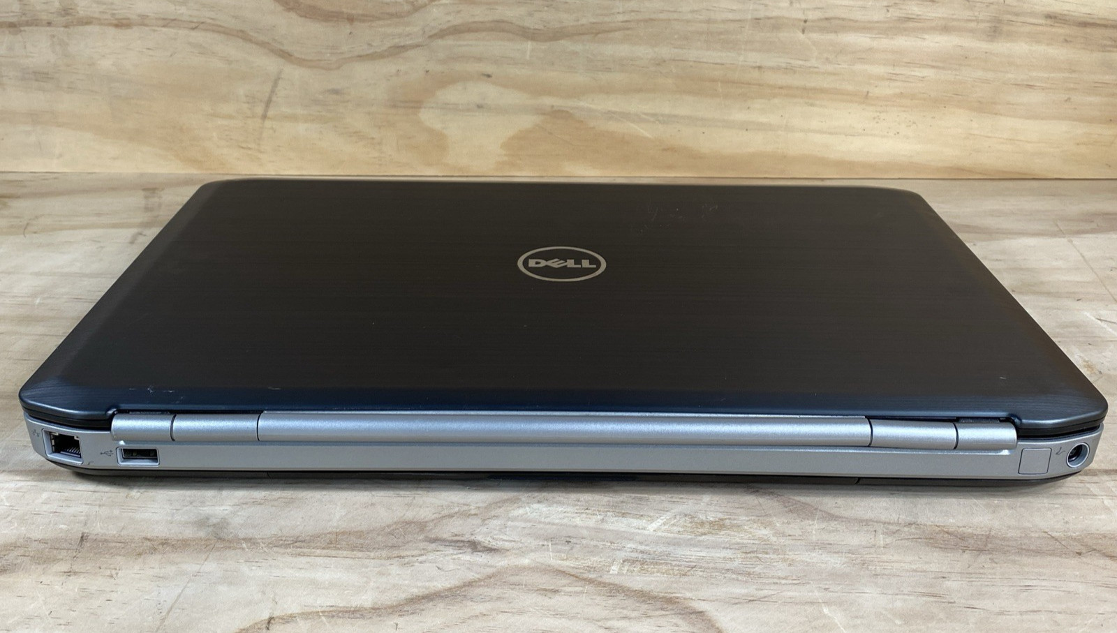 Dell Latitude E5520 15.6 i5-2510M 2.3 8GB RAM 500GB HDD Windows 10 Pro/ bad Bat