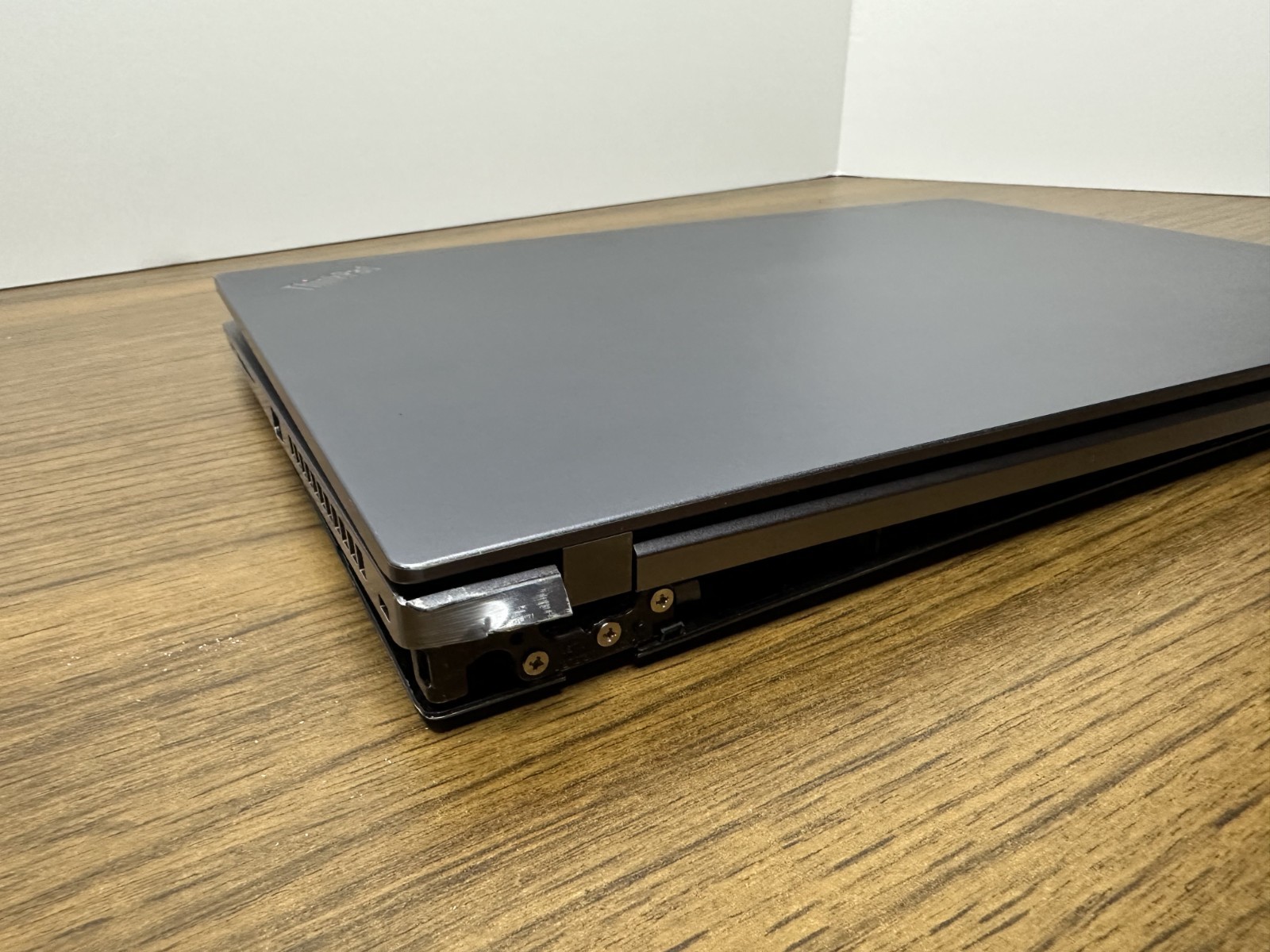 Lenovo ThinkPad T14s Gen 2i | i7-1165G7 | 2.8GHz | 128GB SSD | 16GB | *READ*