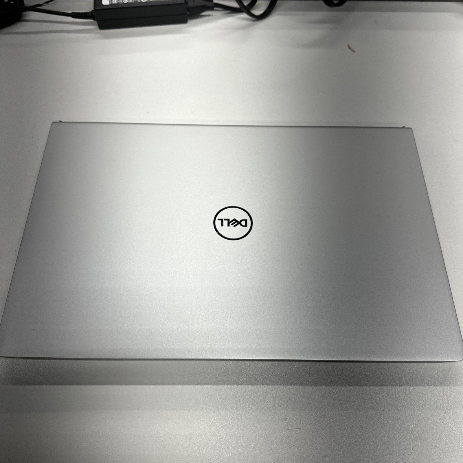Dell 15. DC15250 P112F011. Used!