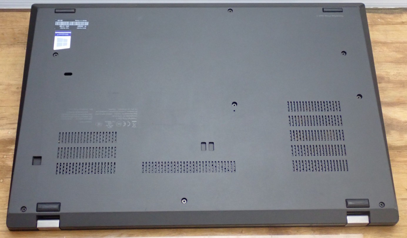 Lenovo ThinkPad P15s Gen 1 15″ i7-10610U 32GB RAM 1 TB NVMe Quad P520 PWR Adapt
