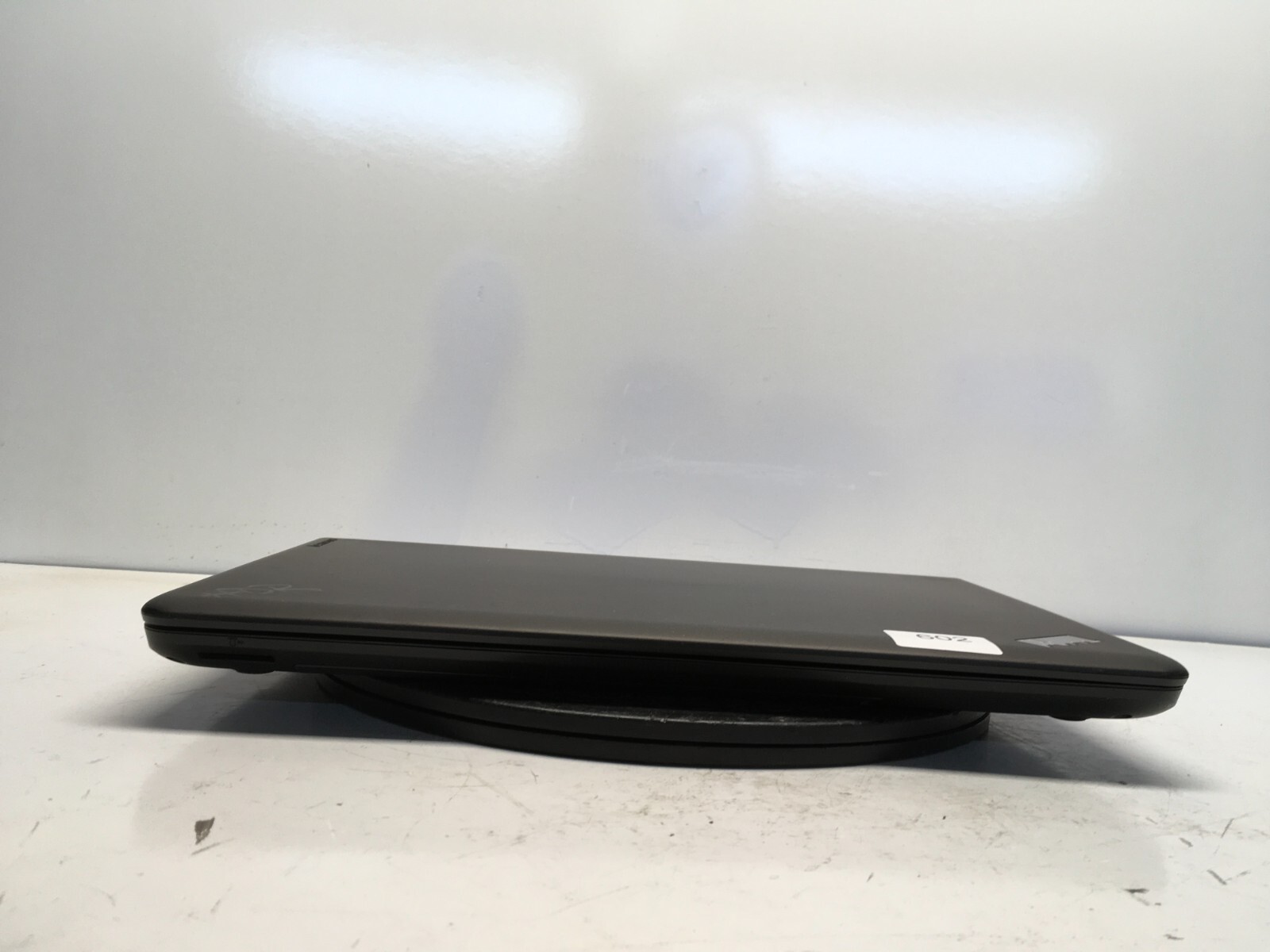 Lenovo ThinkPad E550 Intel i3-4005U 1.7GHz 4 GB NO HDD