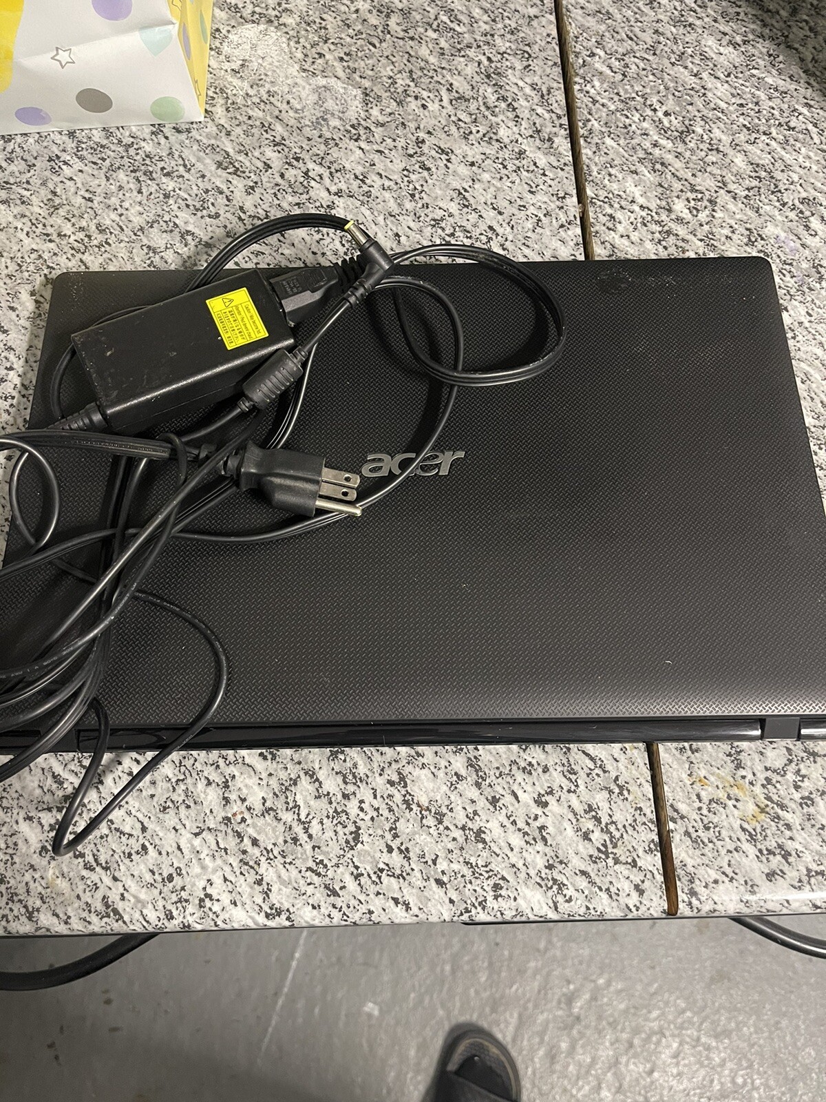 Acer Black Laptop screen 15.6 Inc for Parts no case