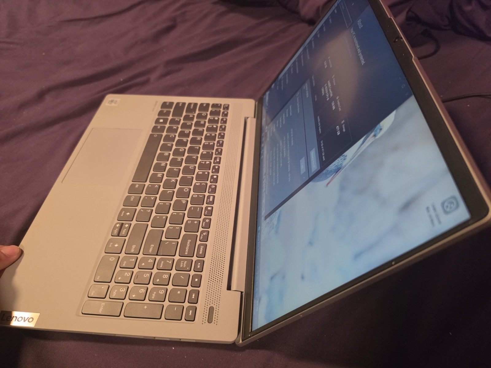 Lenovo IdeaPad 5 15IIL05 15.6in i5-1035G1 8GB 477GB SSD Win10