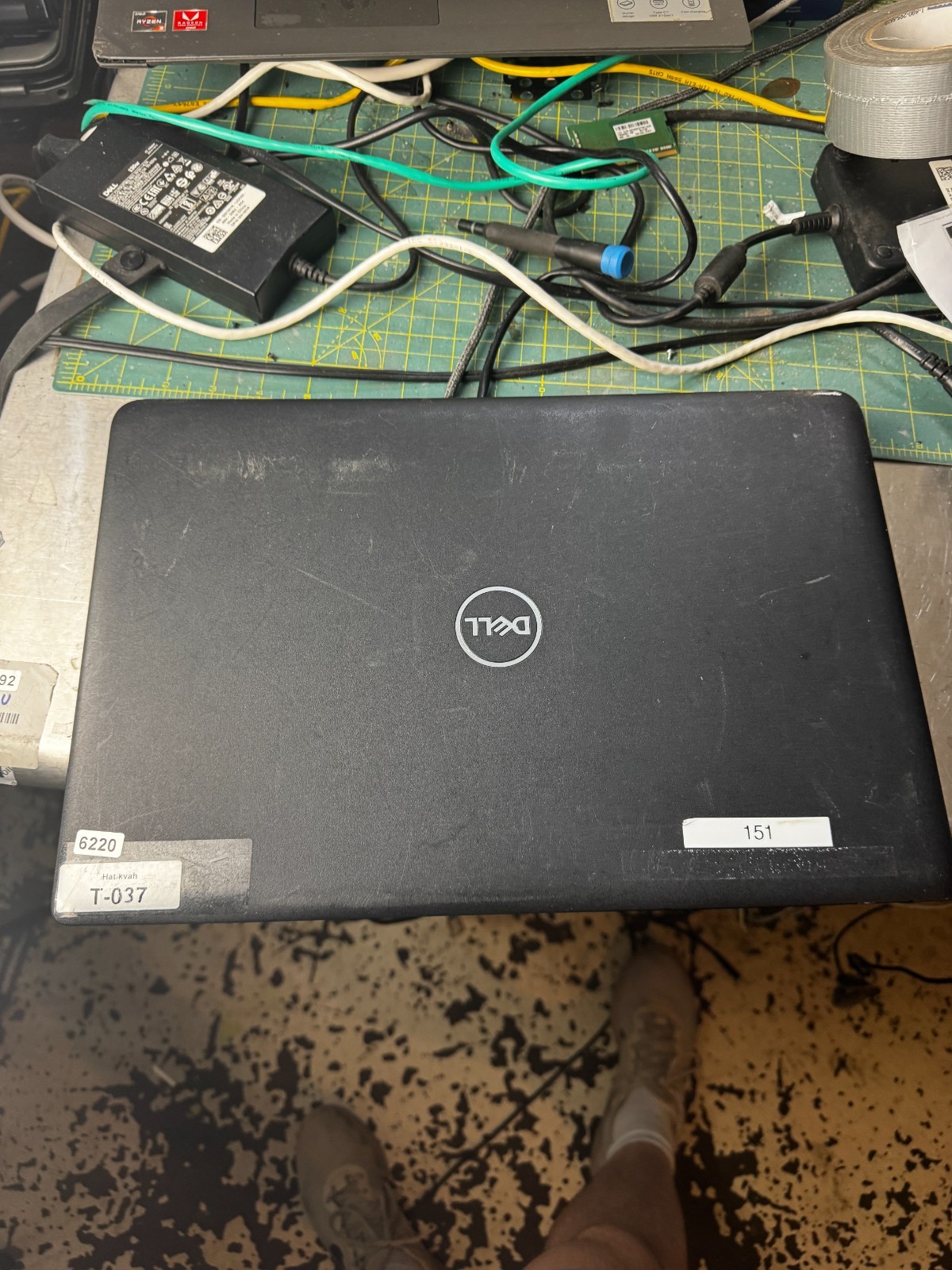 Dell Latitude 3500 15.6″ FHD i5-8265U 8gb Ram 256gb SSD W11 Pro *READ #6220