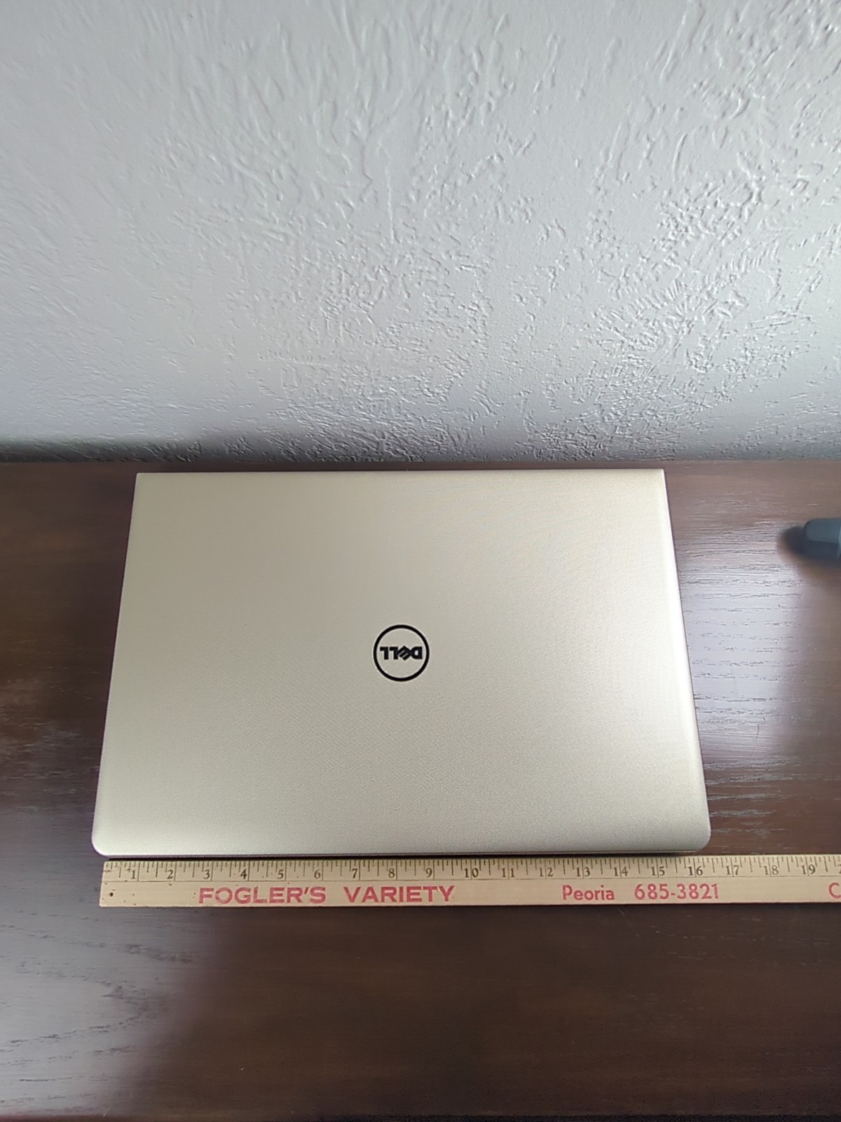 DELL INSPIRON 5755 Laptop AMD A8 Radeon R5 12 GB RAM Windows 10 480GB SSD Gold