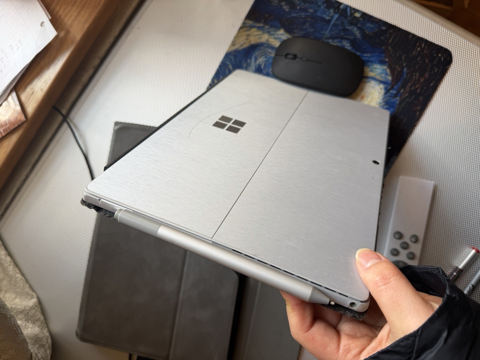 Microsoft Surface Pro 7 With All Accessories ( Keyboard,pen, Mouse And Cases)