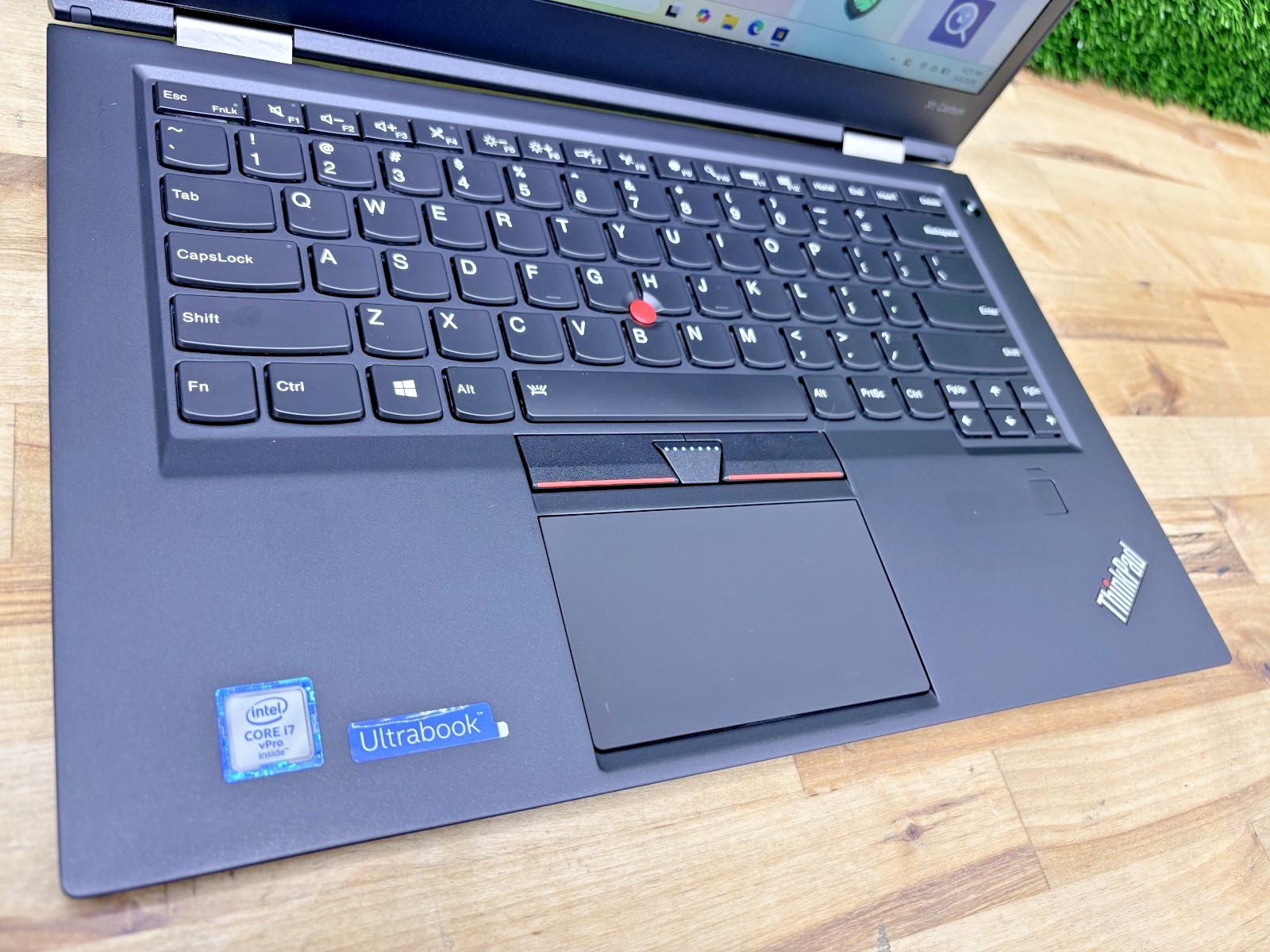 Lenovo ThinkPad x1 Carbon G 4 i7-6th Gen 2.60GHz 16GB RAM 256GB SSD Win 11 Pro*