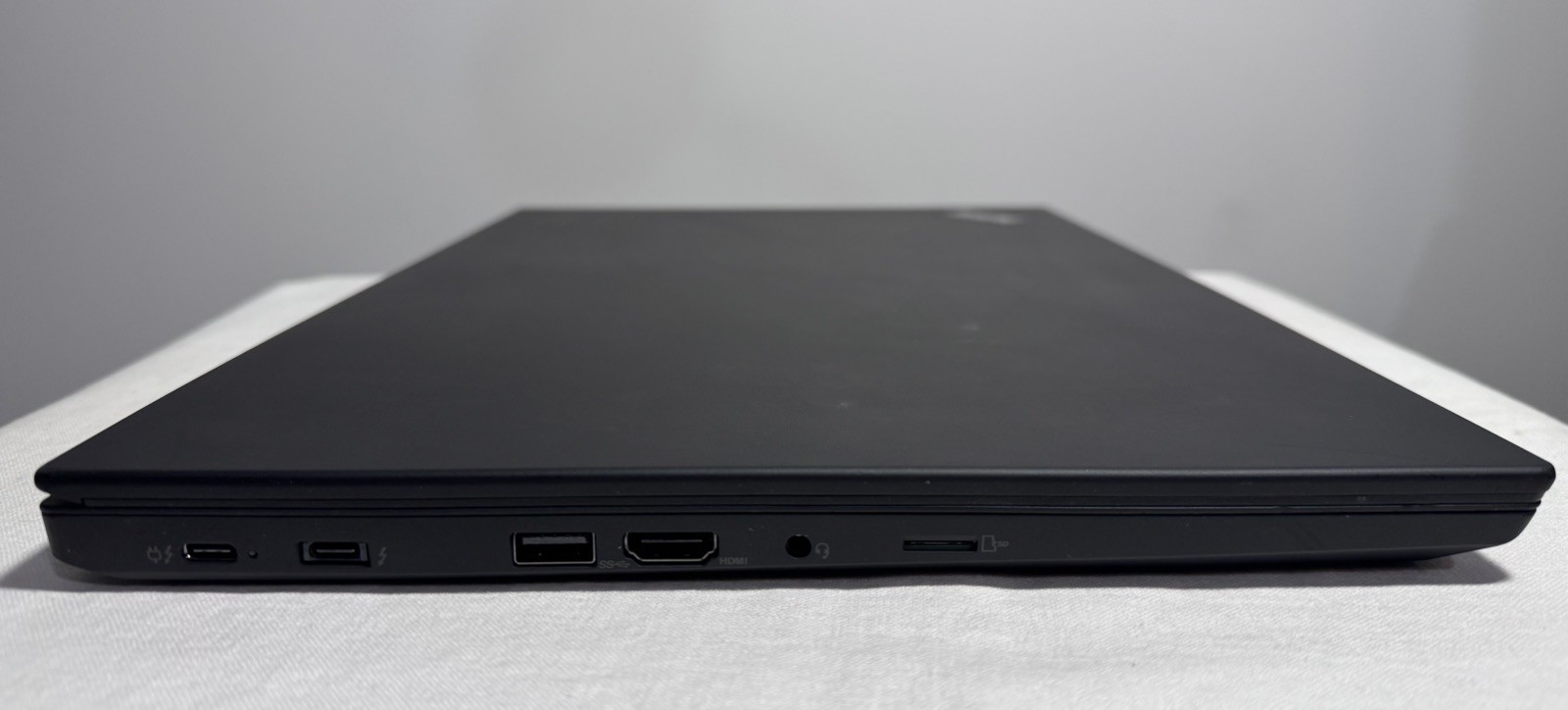 LENOVO ThinkPad P15s Gen2i i7 15.6″ 24GB RAM 512GB SSD WIN11P NVIDIA T500
