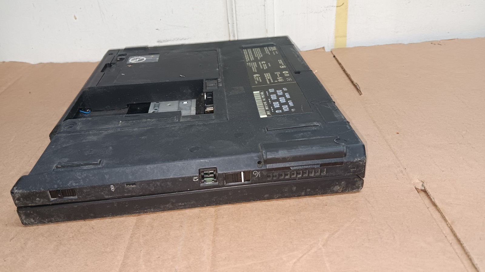 Vintage IBM ThinkPad 600 Laptop Intel Pentium II 13″ LCD Screen IBM TYPE 2645 PR