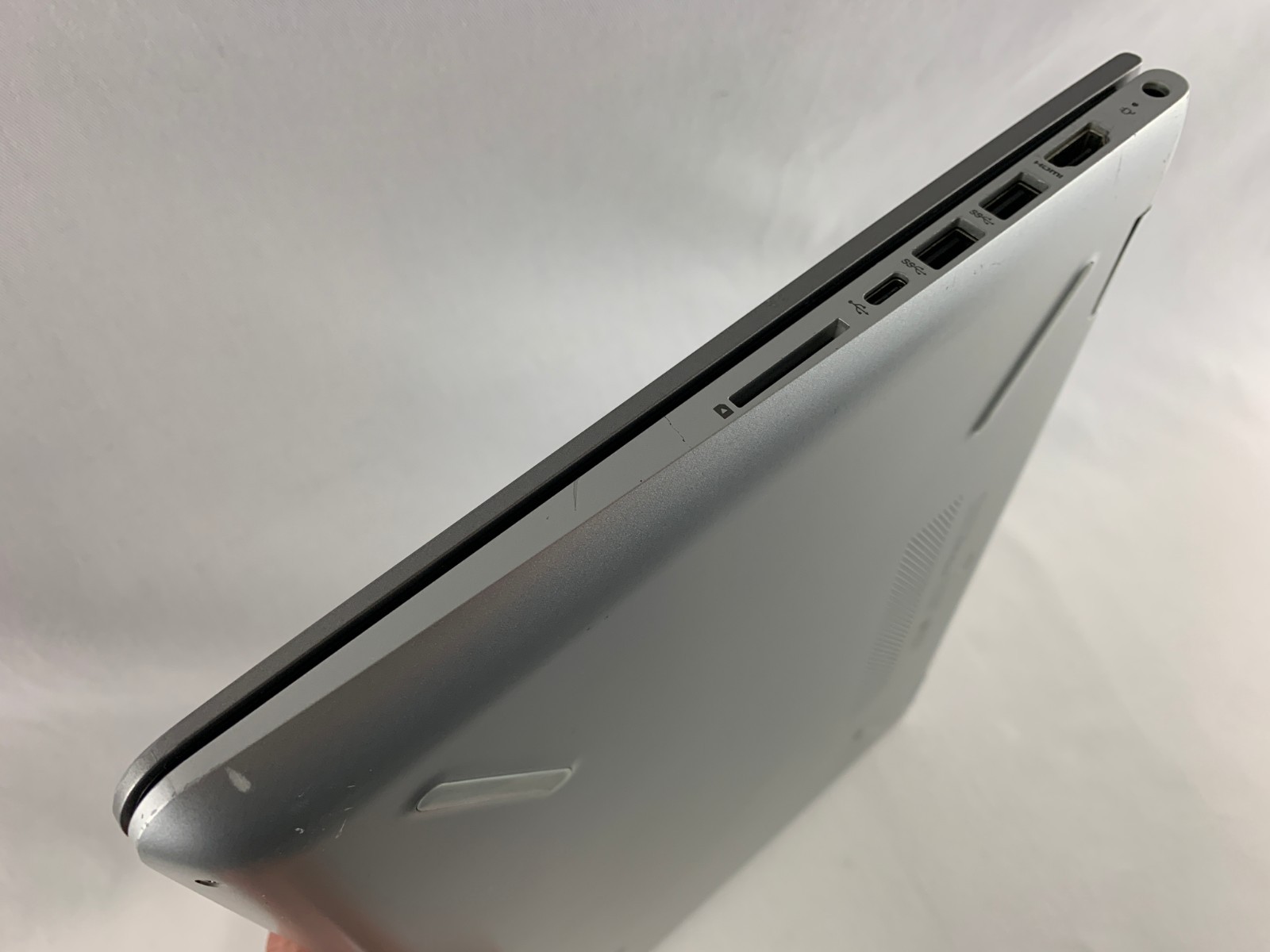 HP 14-ba253cl, Intel Core i5-8265U 1.6GHz For Parts/ Repairs, Cracked Screen