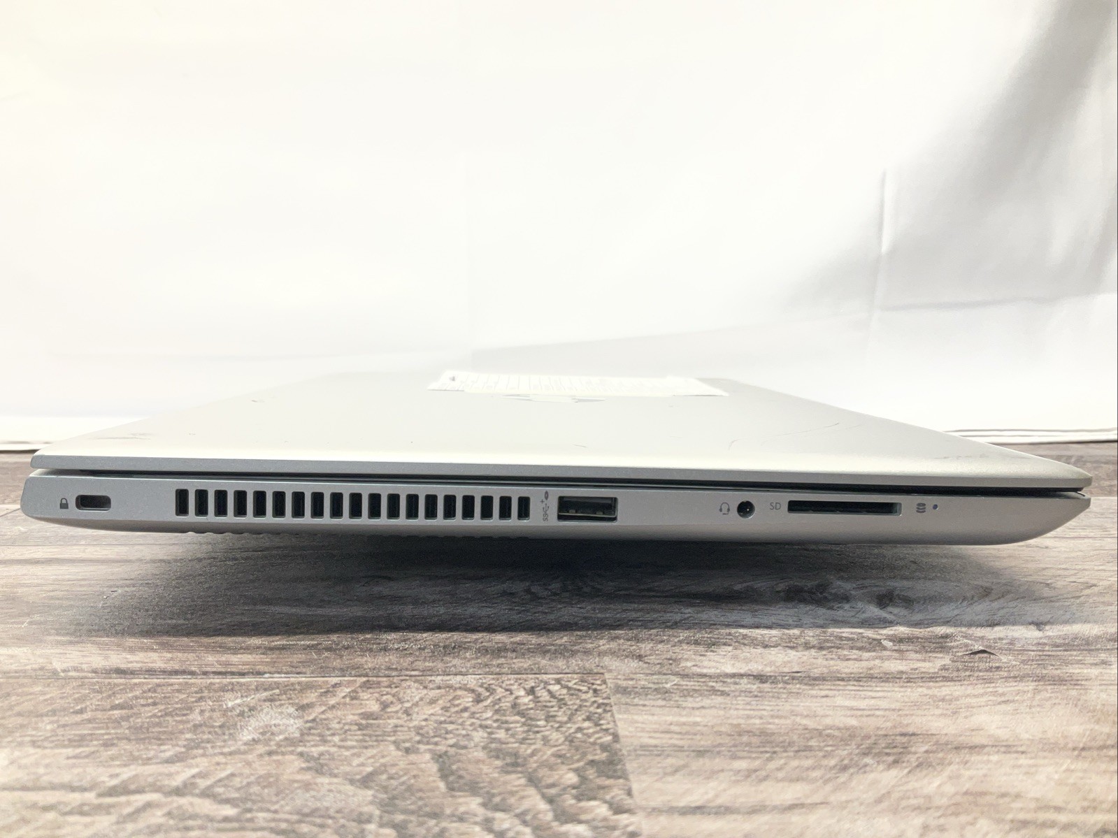 HP mt21 Mobile Thin / Celeron / No RAM / Laptop Notebook PC / O20