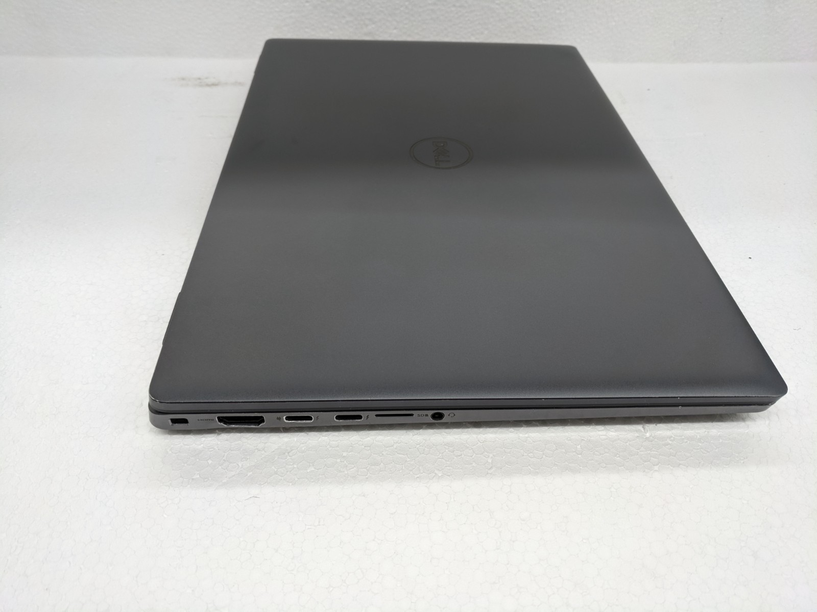 Dell Latitude 9430 Laptop 14″ Intel i5-12th Gen (32GB DDR5 RAM, 512GB NVMe)