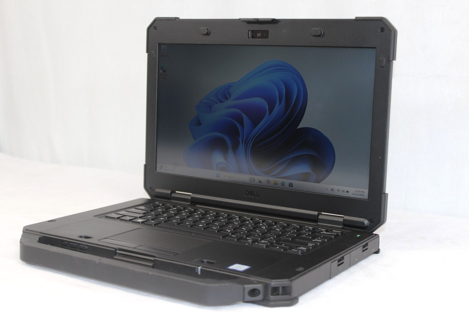 Dell Latitude 5420 Rugged Extreme intel i5-8350U 1.7GHz 8GB 256GB 4-core Win11