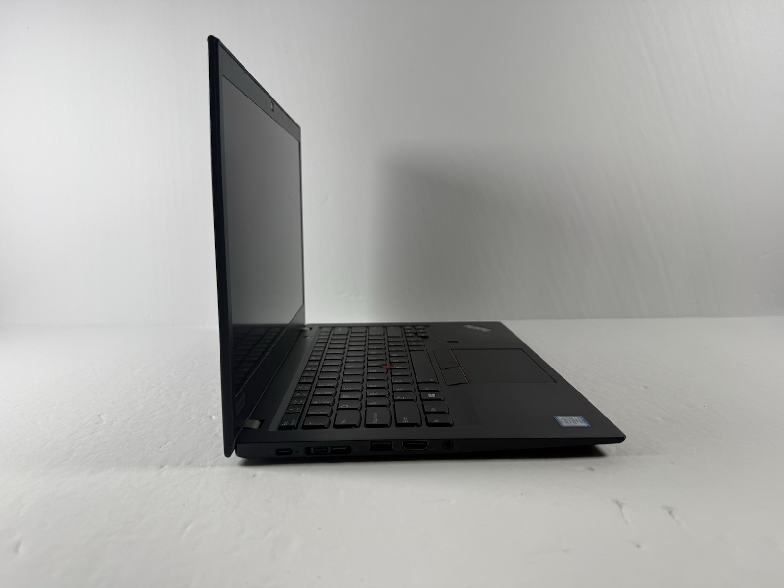 Lenovo ThinkPad T490s Touch 14″ i7-8665U 32GB RAM 512GB SSD Win 11 Pro FHD