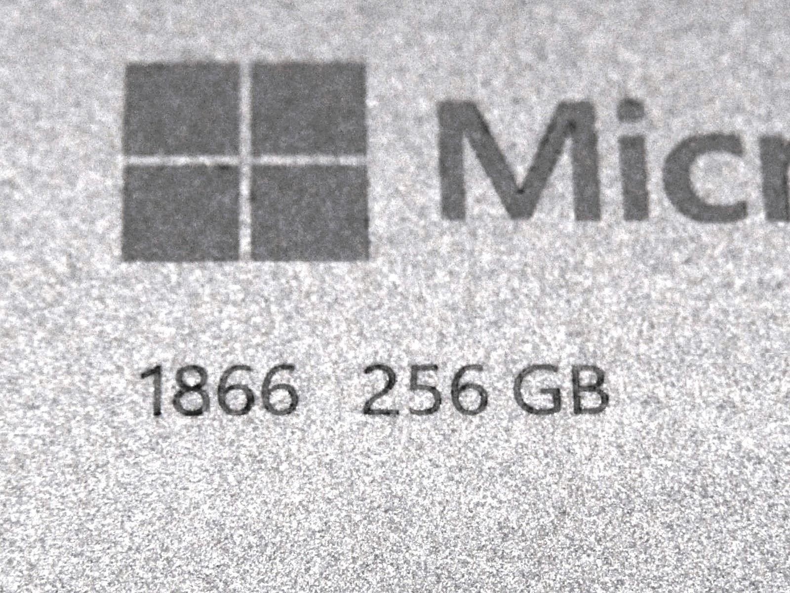 Microsoft Surface Pro 7 1866 12.3″ | Core i5-1035G4 | 8GB LPDDR4X | 256GB SSD
