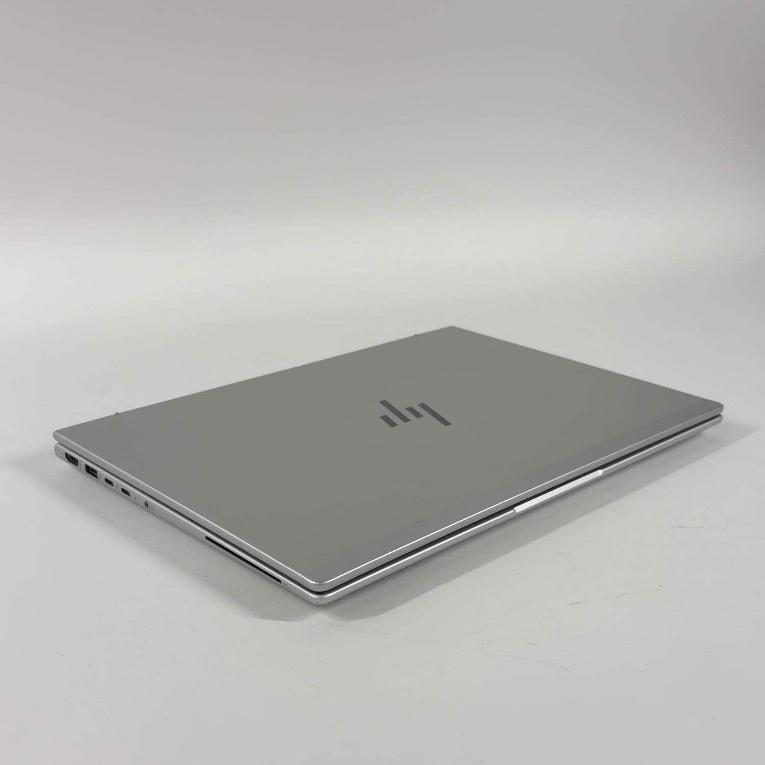 HP EliteBook 14″ intel core I7 1.7GHz 16GB RAM SSD