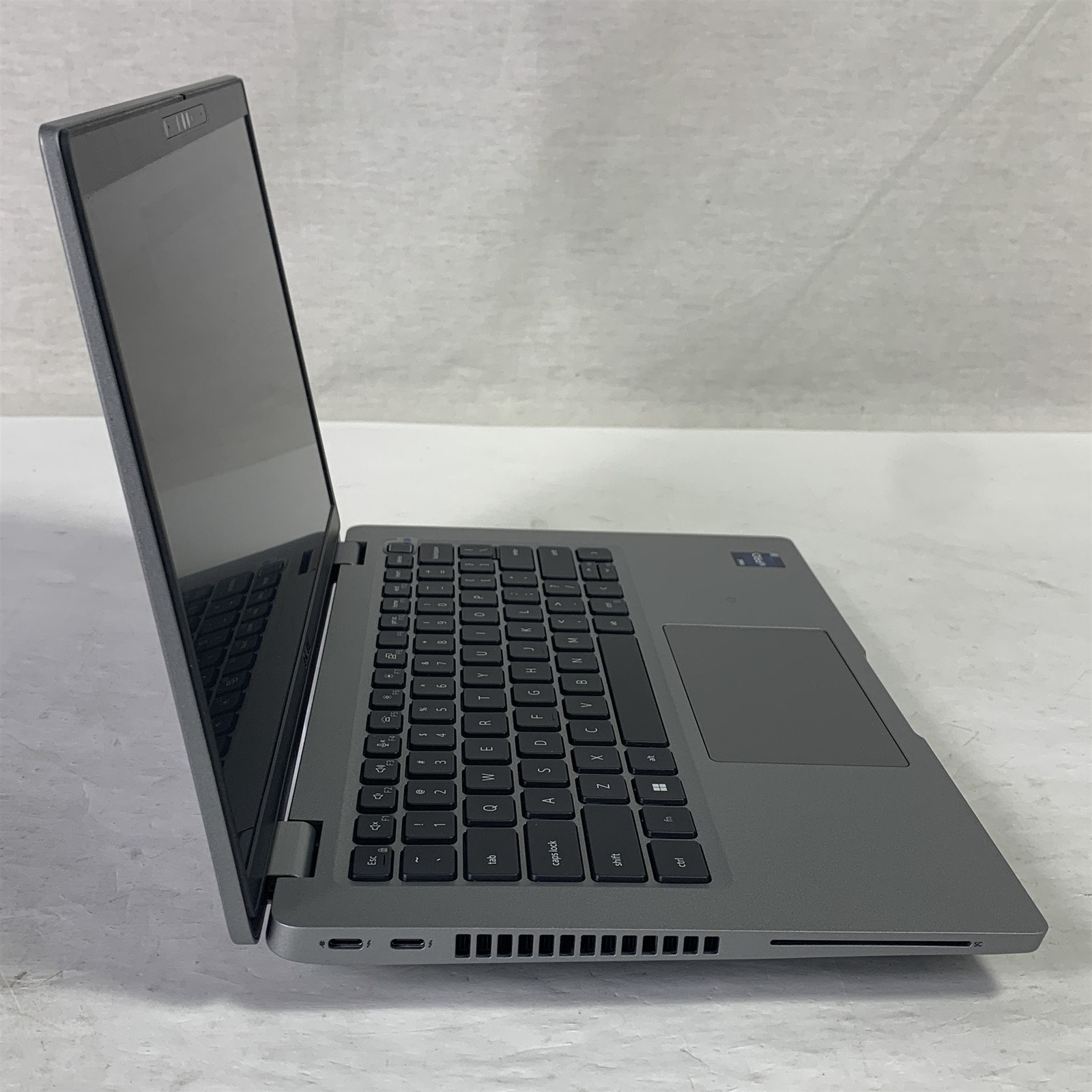 Dell Latitude 5430 14.0″ Laptop i7-1265U 3.6GHz 16GB 512GB NVMe SSD – NO OS