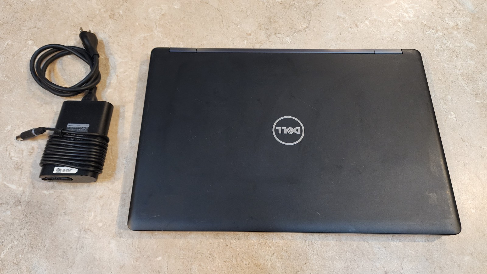 Dell Latitude 5580 15.6″ Intel i7-7600U 16GB RAM 256GB SSD HDMI Win11 Laptop