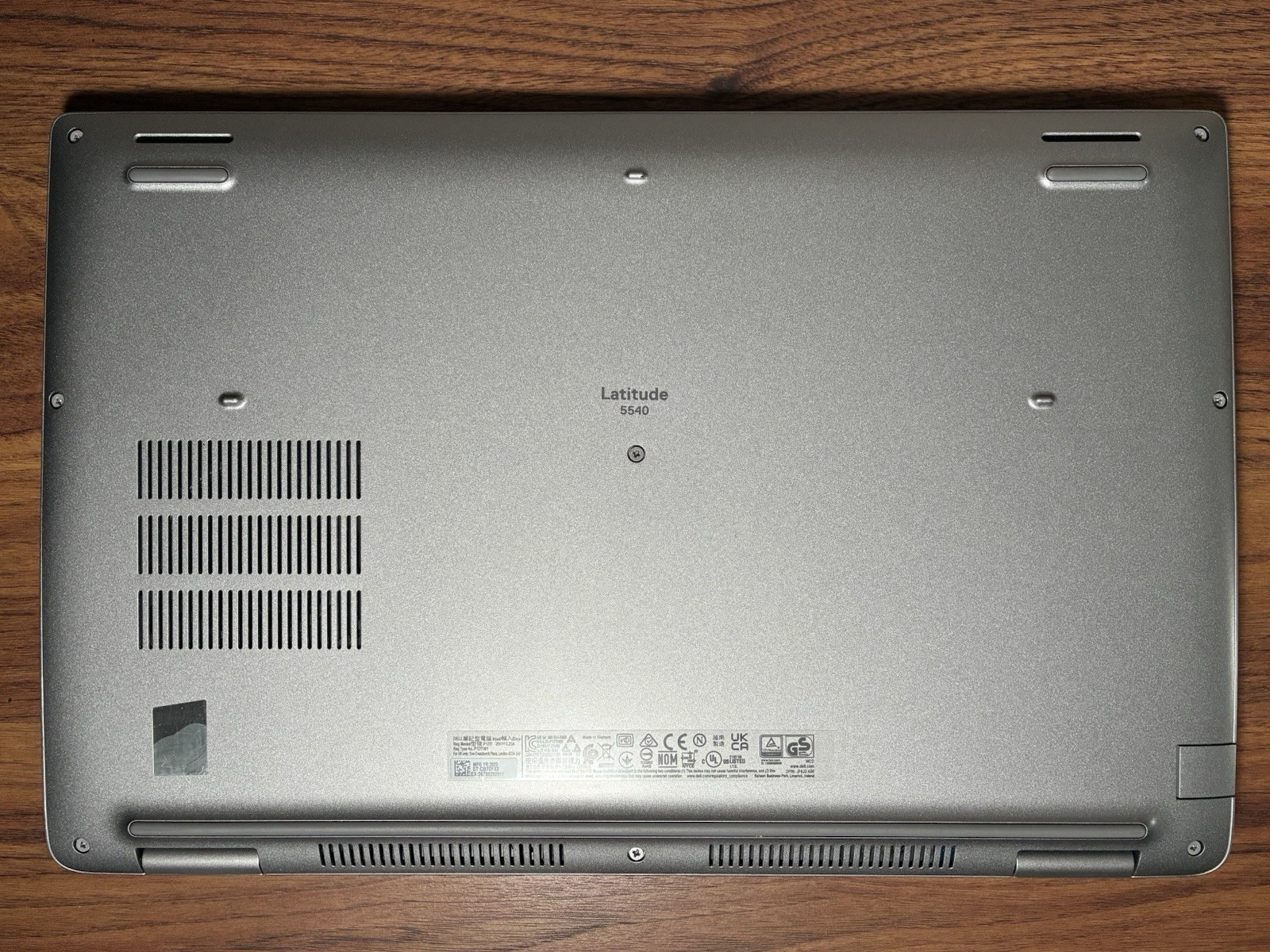 DELL Latitude 5540 TOUCH Laptop i7-1365U 16GB RAM 512GB SSD 15.6” WIN 11 W/AC!