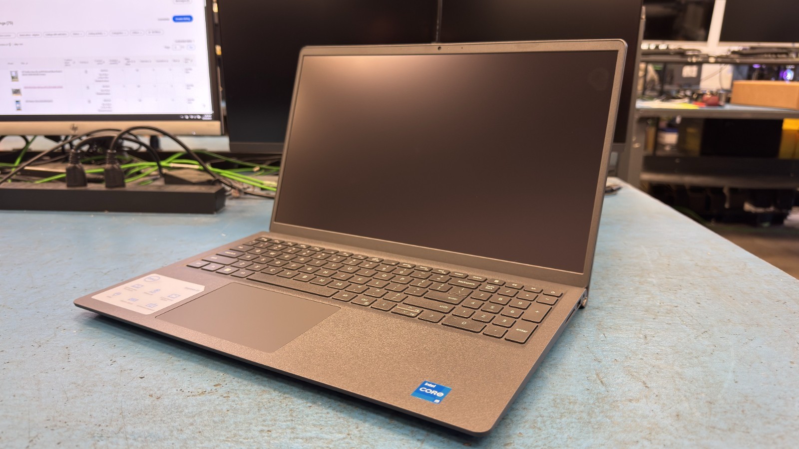 Dell Inspiron 15 3520 5VN27F3 (Grade B)