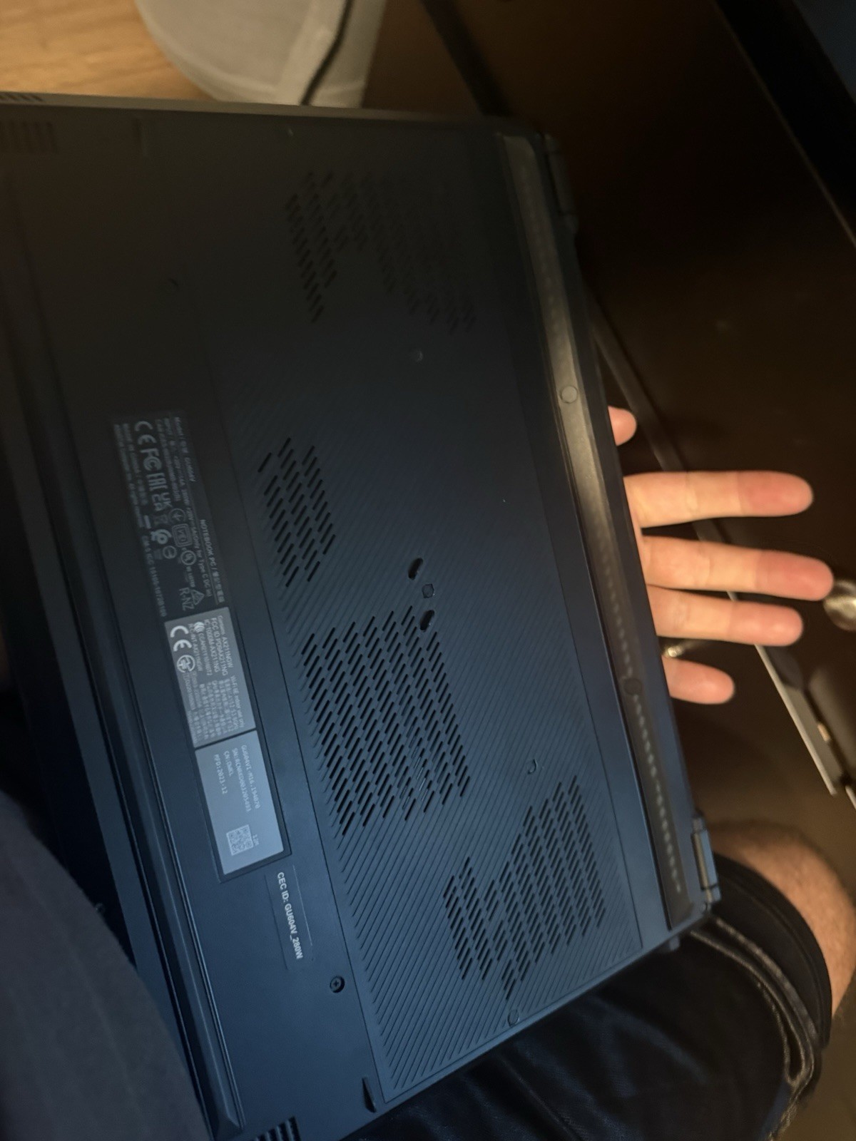 ASUS ROG Zephyrus M16 GU604VI 16in i9-13900H 32GB RTX 4070 1TB W11