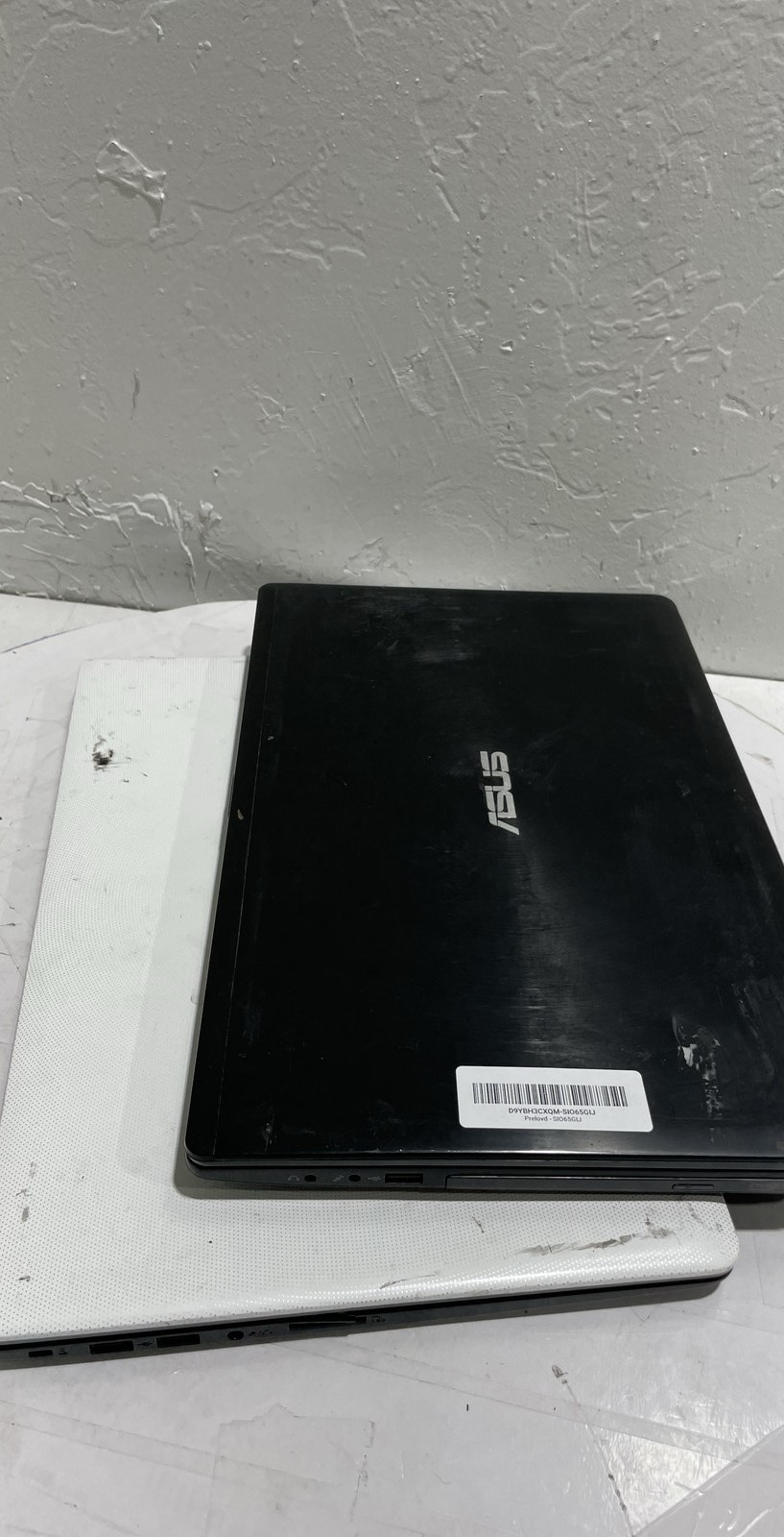 Asus Q500A C9NOAS117181366 X502C D5NOCV430054203 65W Laptop No HDD Lot of 2
