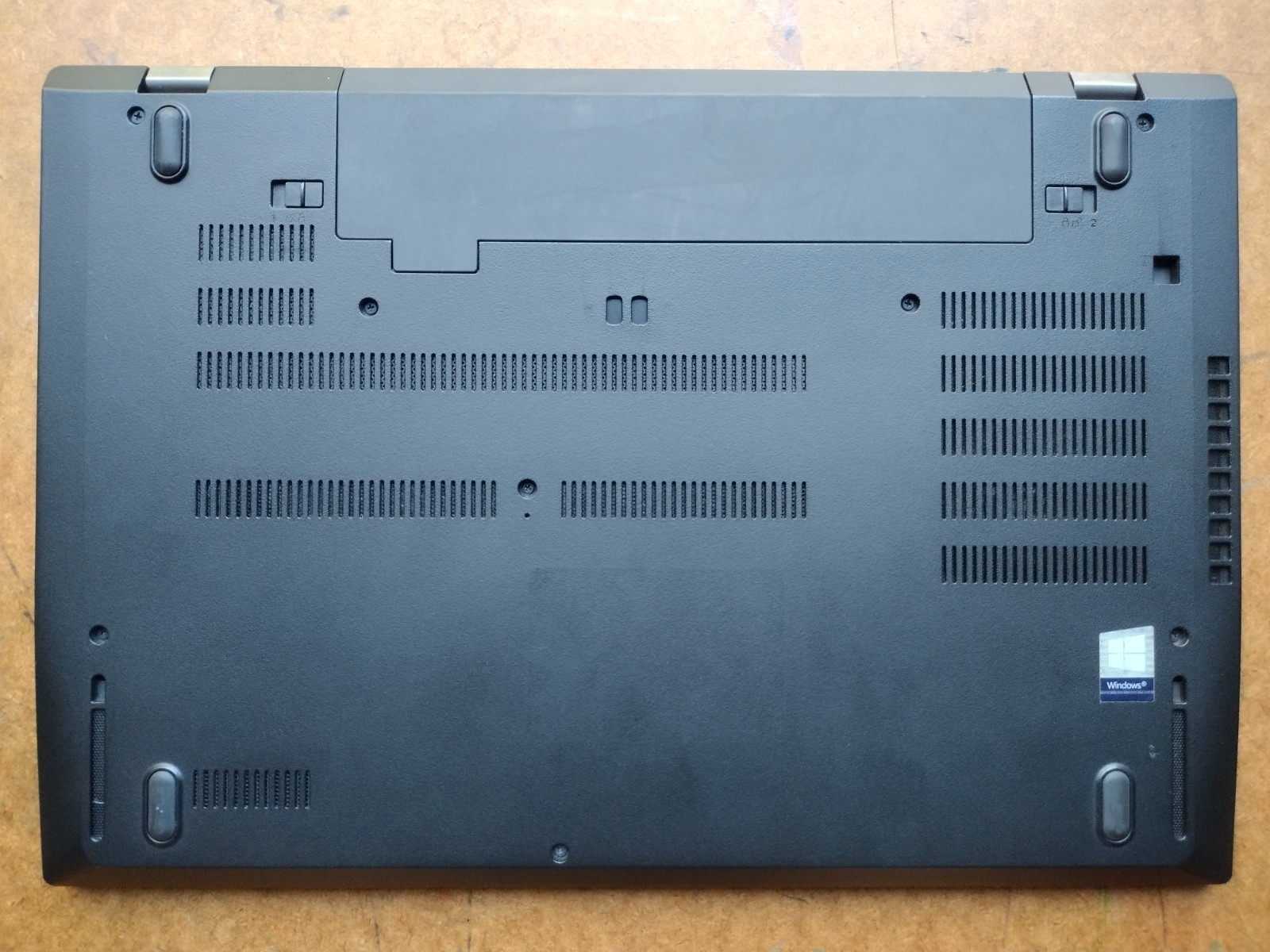 ThinkPad T580 Libreboot i5-8250U 8GB RAM 256GB NVMe SSD 61 BAT AC 1920×1080