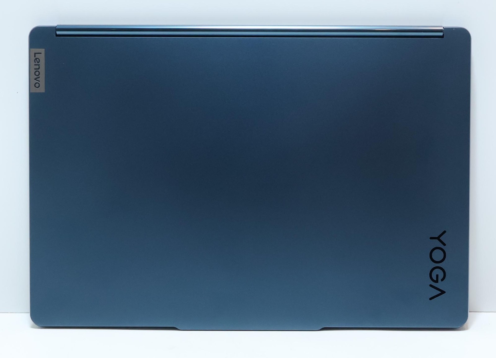 Lenovo Yoga Book 9i 2-in-1 Intel Core Ultra 7 155U 16GB 1TB 13.3″ 13IMU9