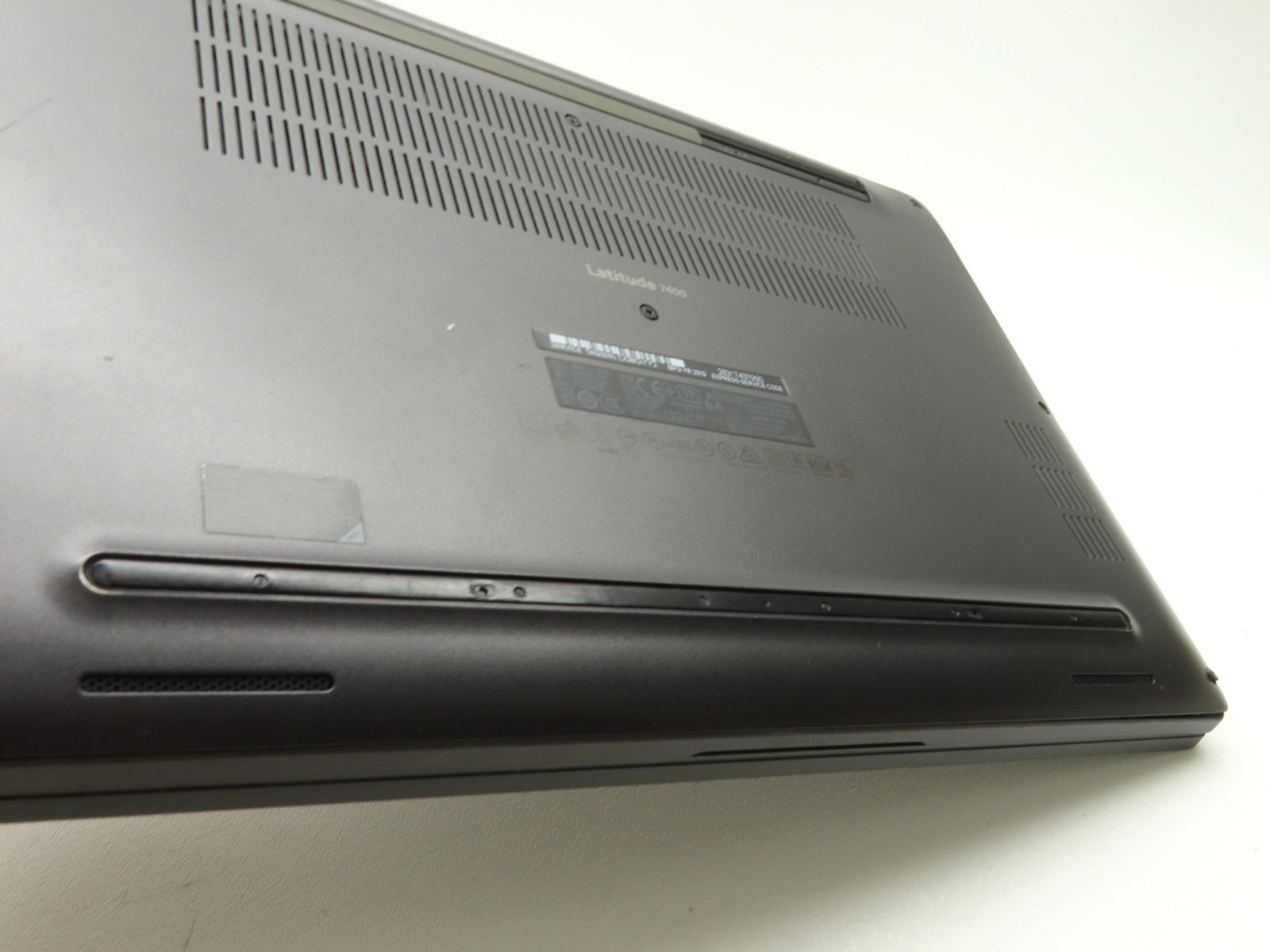Dell Latitude 7400 14″ Intel Core i5-8265U 1.6GHz 8GB RAM 256GB SSD