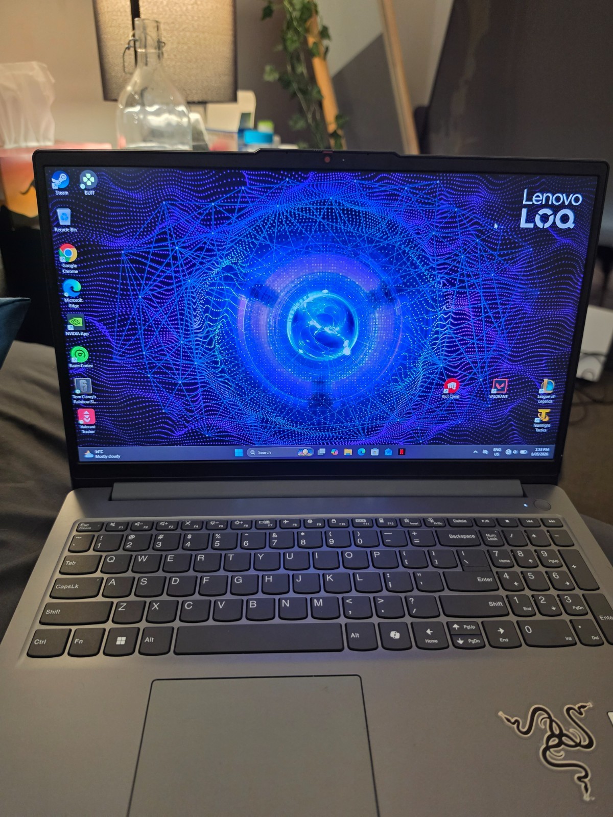 Lenovo LOQ 15IRX9 – Intel i5-13450HX – RTX 4050