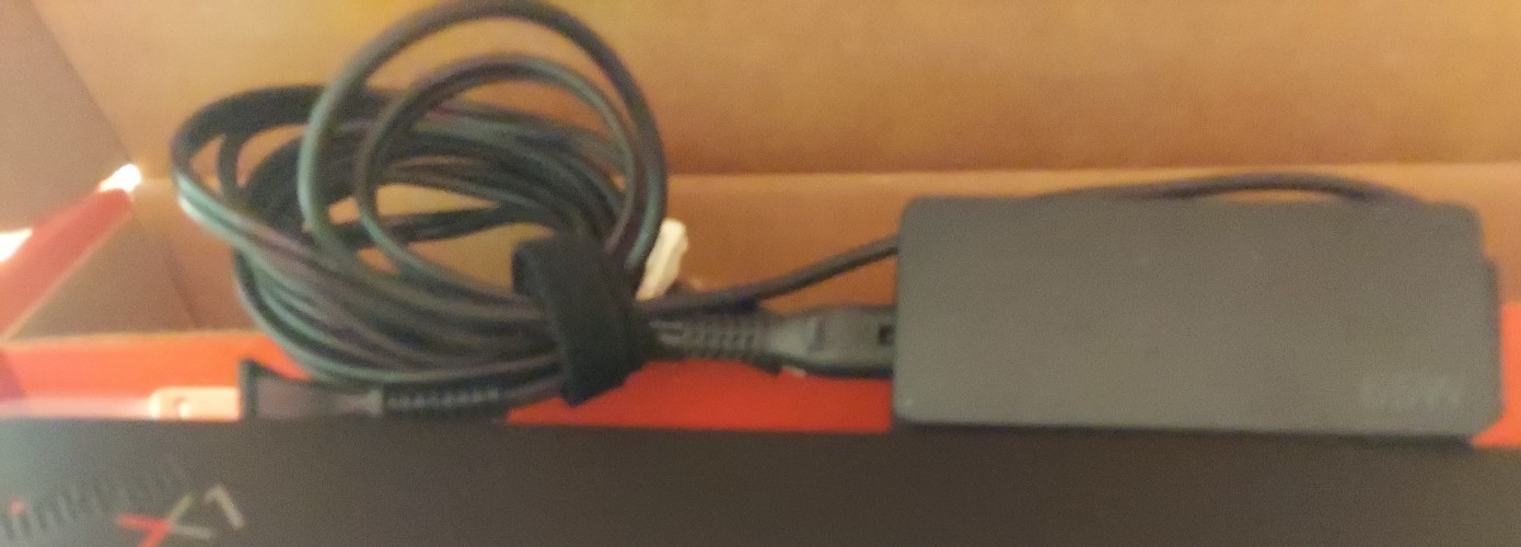Lenovo ThinkPad X1 Carbon Gen 10 14″ SSD 512GB, Intel Core i7 12th Gen. 32GB RAM