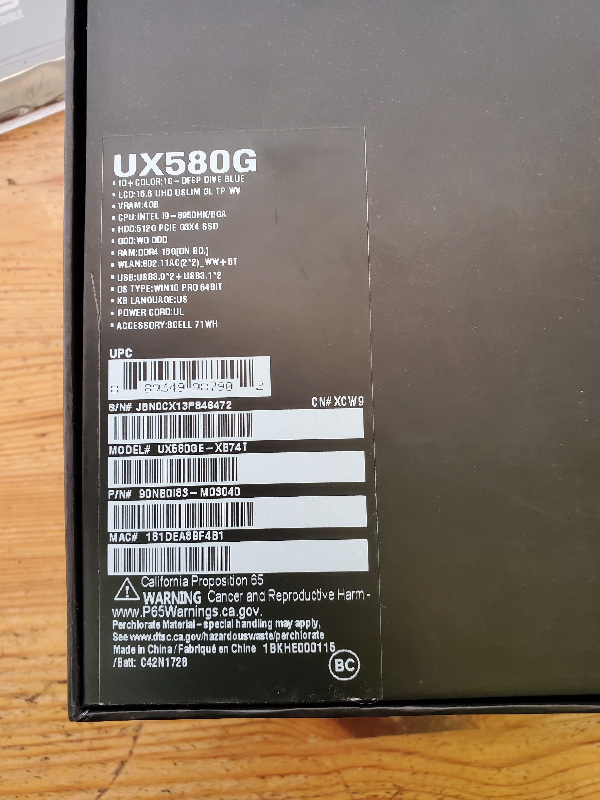 Asus ZenBook Pro 15 UX580GE XB74T UHD 4K Touch i9-8950 16GB 2TB SSD GTX 1050 Ti