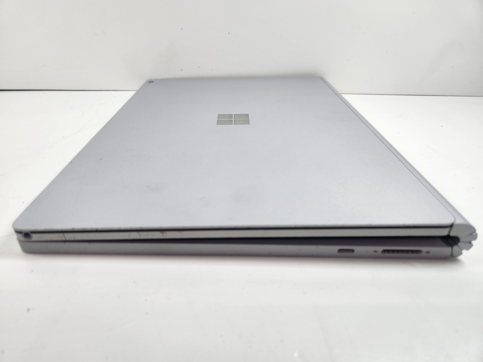 Microsoft Surface Book 2 15″ (16/512GB, i7-8650U, Nvidia GTX 1060 Mobile)