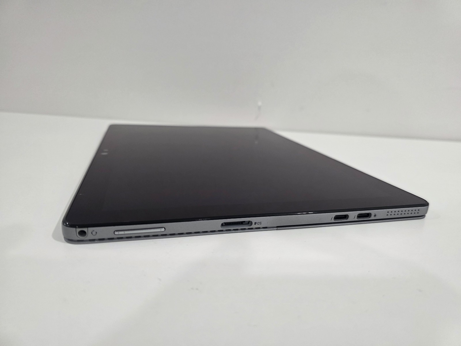 Dell Latitude 7210 2-in-1 i7-10610U 16GB FHD Touchscreen Windows 11 Tablet #2